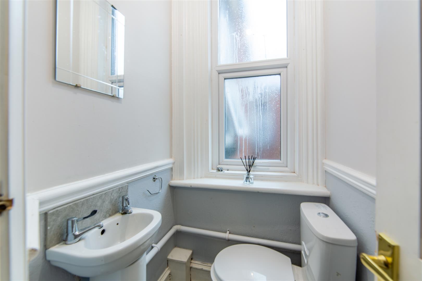 6 bed terraced house to rent in Devonshire Place, Jesmond 7