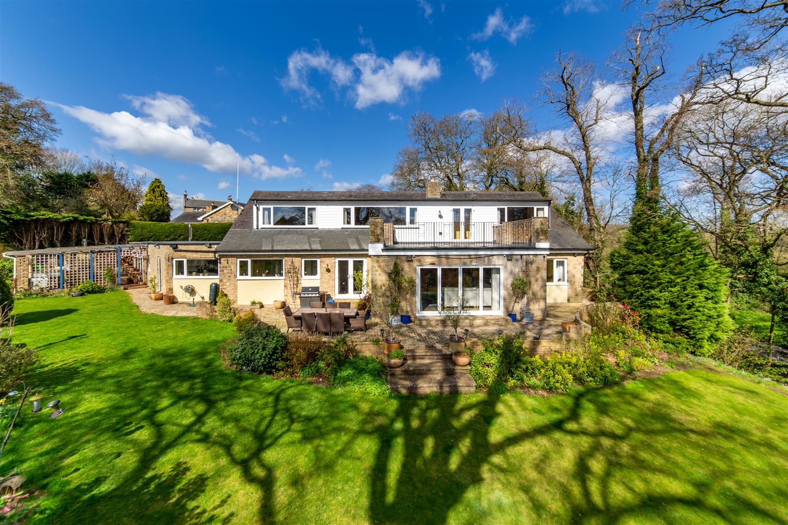 5 bed detached house for sale, Mitford 0