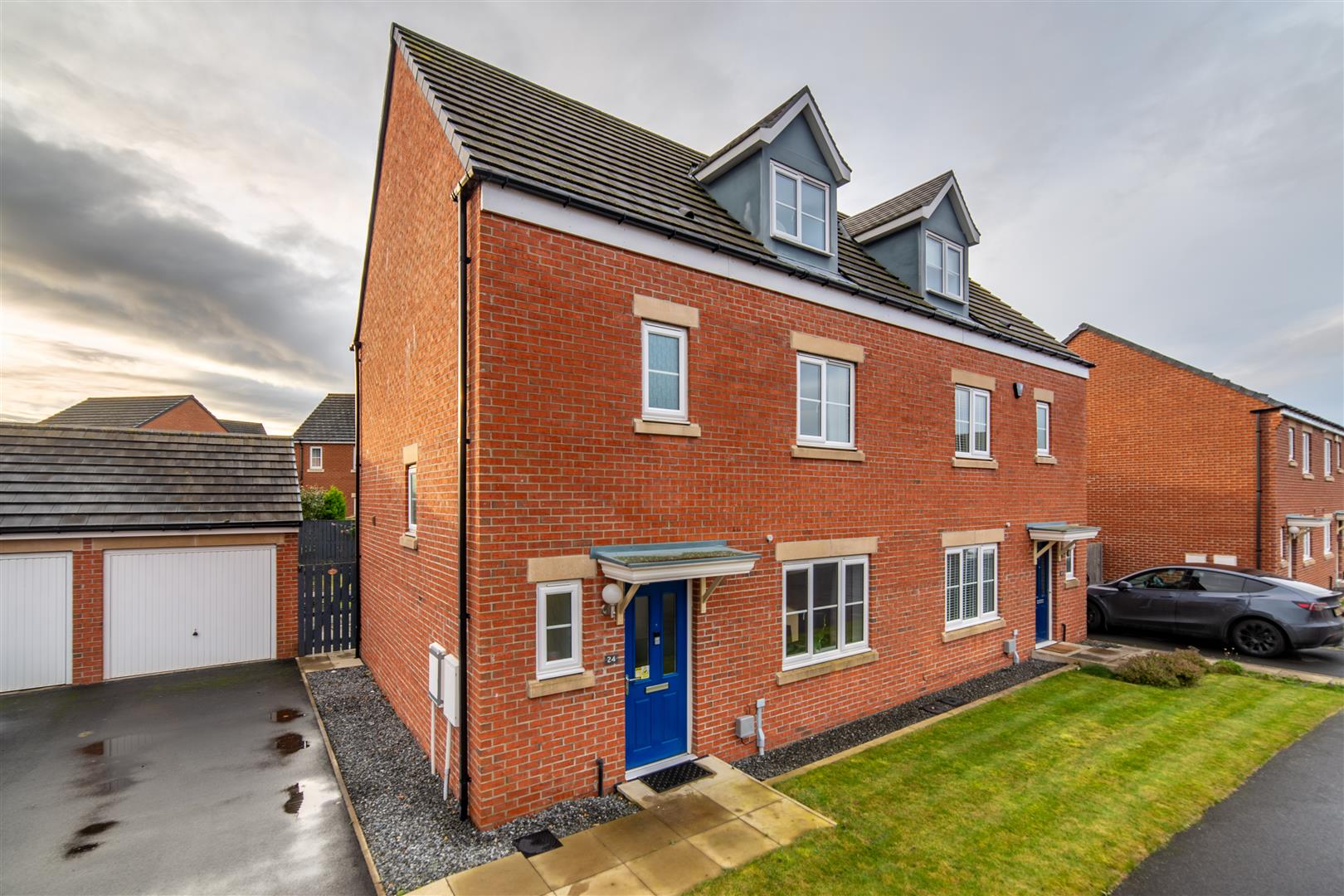 4 bed semi-detached house for sale in Akenshaw Drive, Seaton Delaval  - Property Image 1
