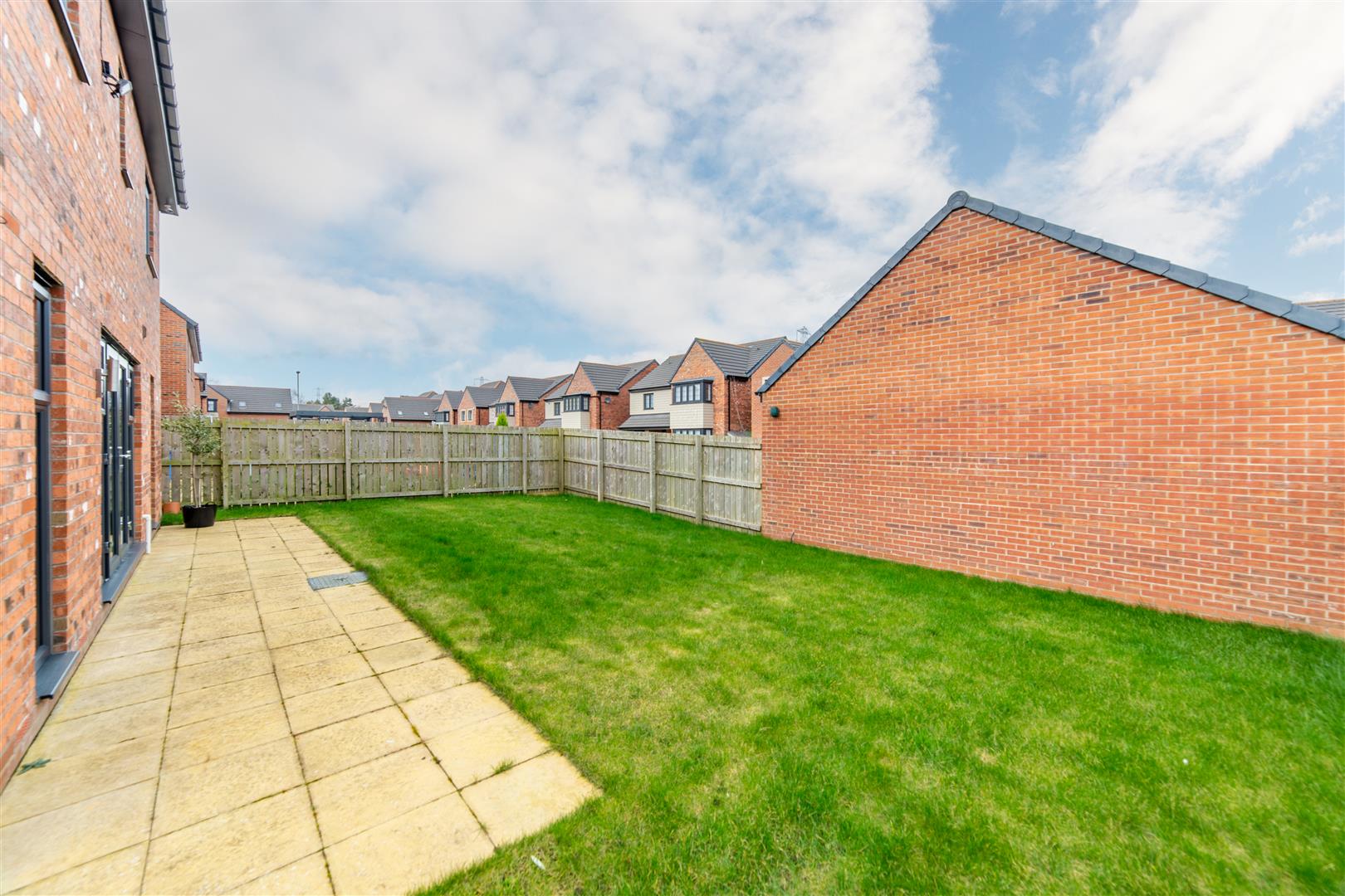 4 bed detached house for sale in Bevan Court, Stannington 8