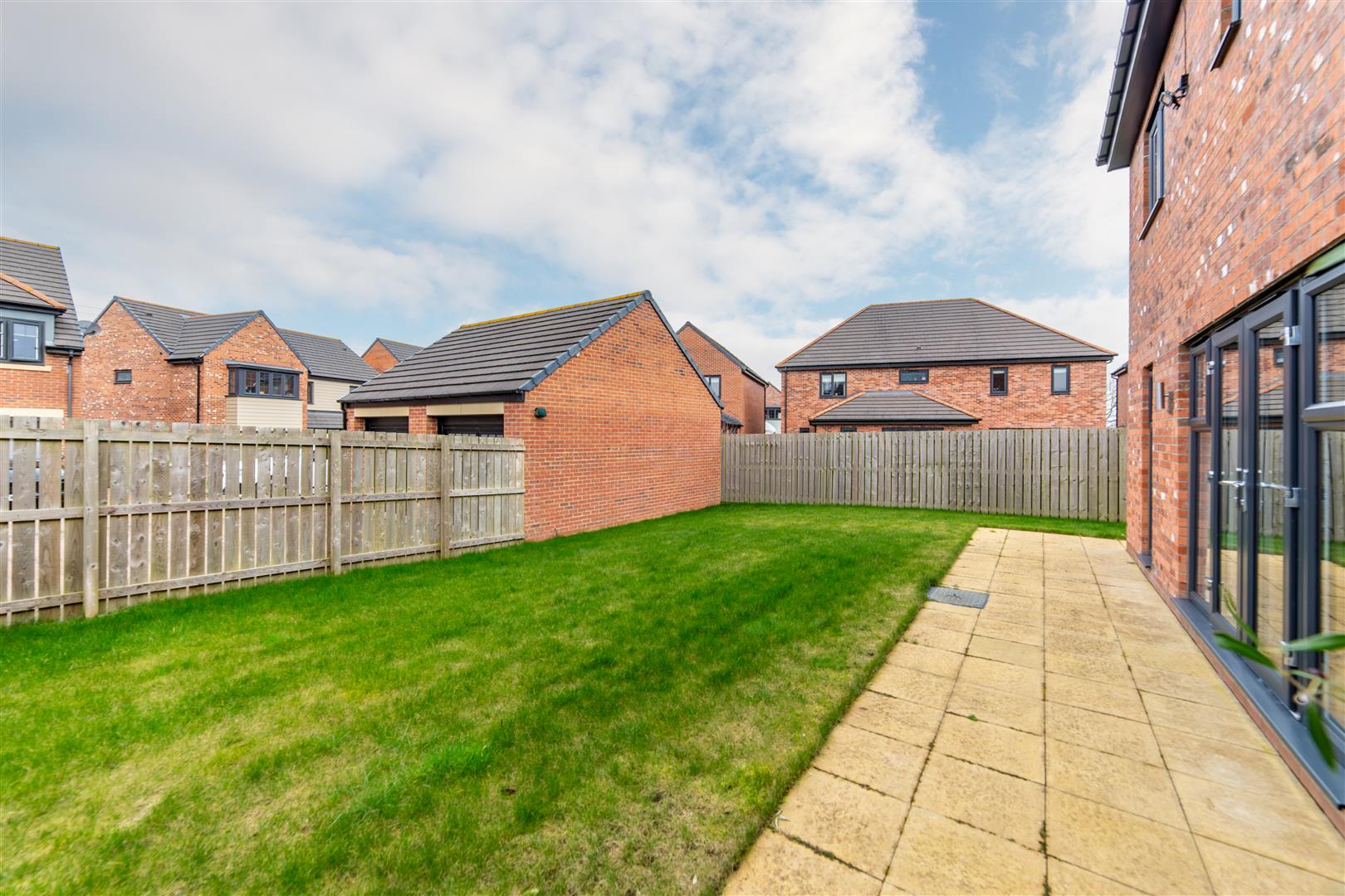 4 bed detached house for sale in Bevan Court, Stannington  - Property Image 7