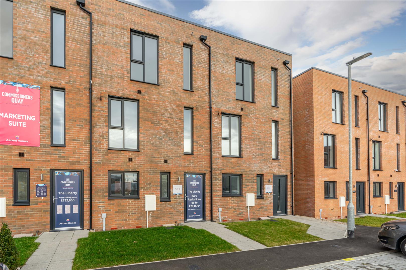 3 bed town house for sale in Crest Way, Blyth, NE24