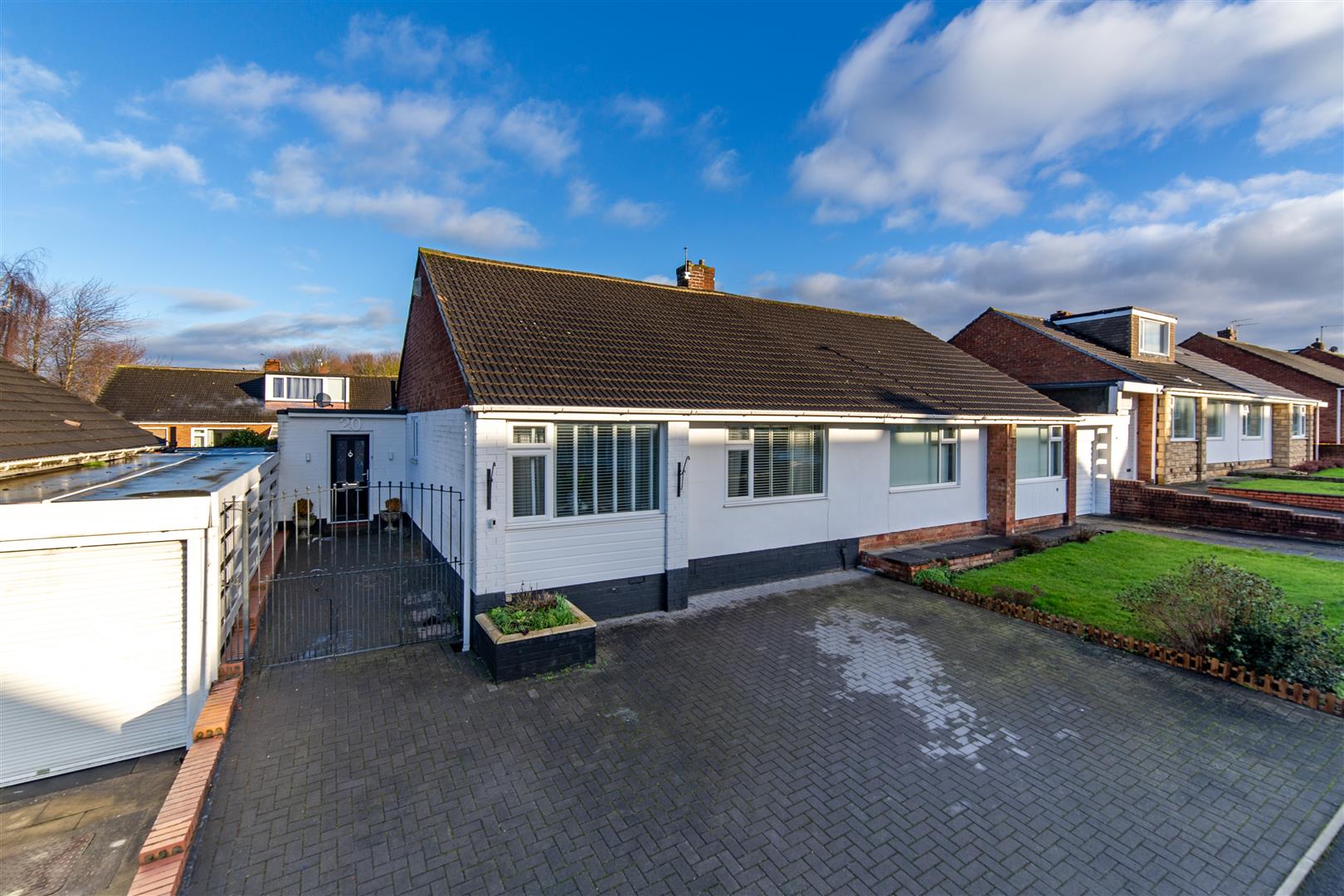 2 bed semi-detached bungalow for sale in Beckside Gardens, Newcastle Upon Tyne - Property Image 1