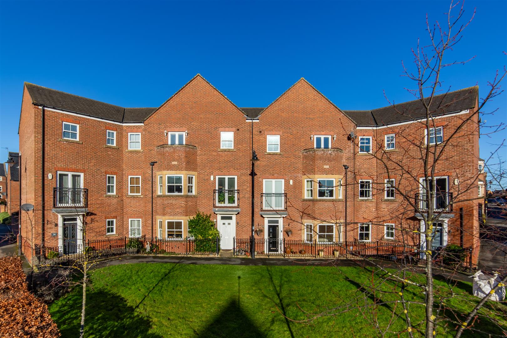6 bed town house for sale in Featherstone Grove, Great Park  - Property Image 25