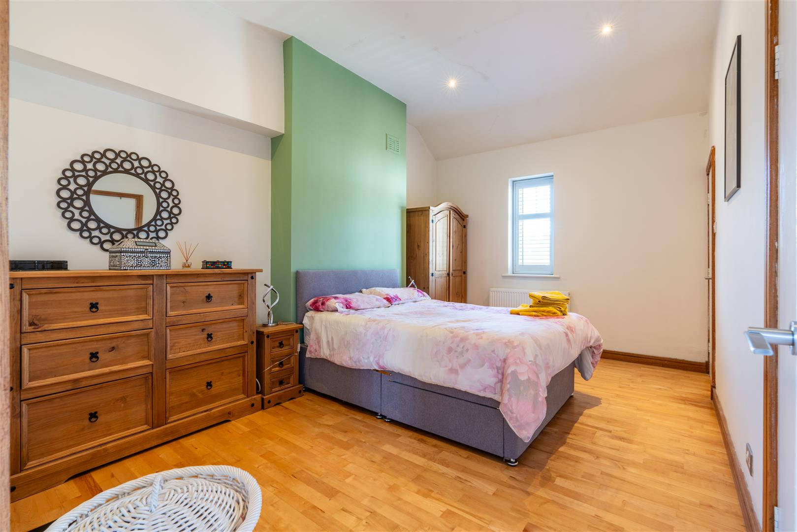 2 bed apartment for sale in Osborne Villas, Jesmond 7
