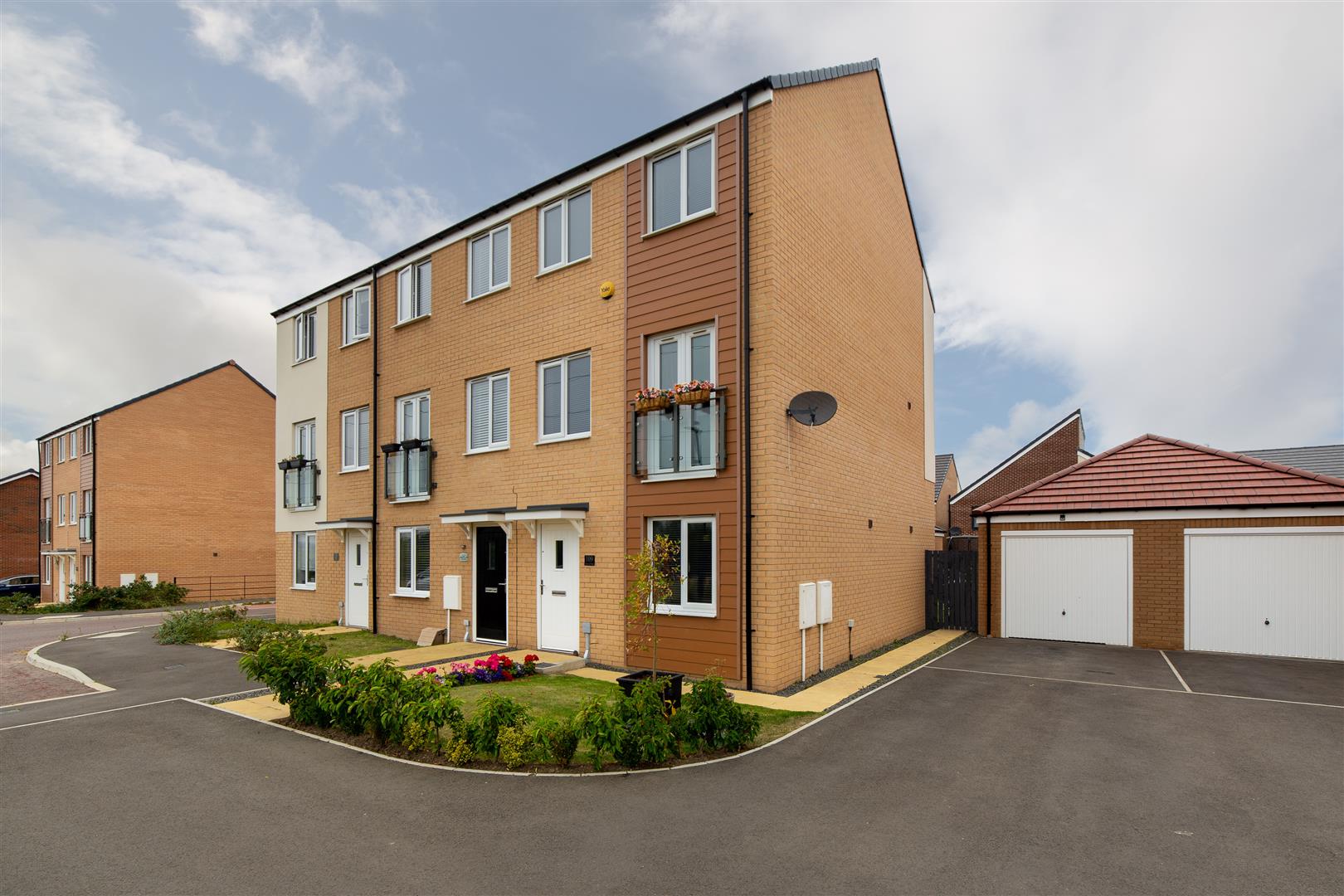 3 bed town house for sale in Osprey Walk, Great Park  - Property Image 1