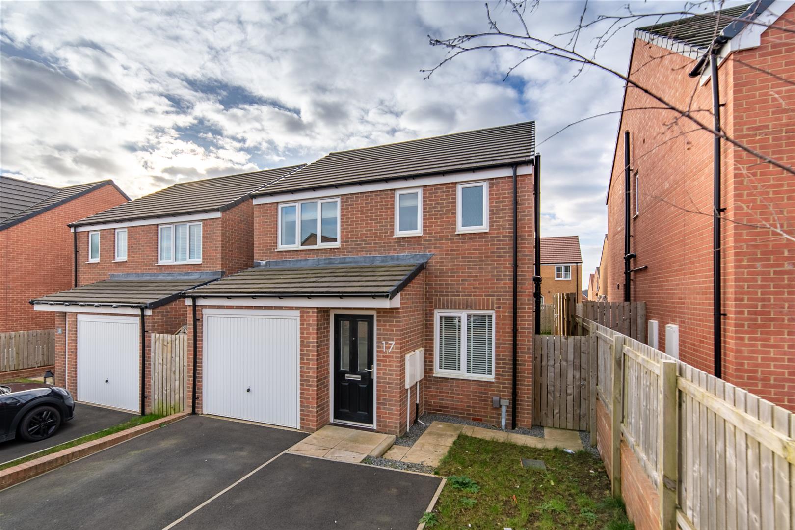 3 bed detached house for sale in Fairhaven Way, Cramlington - Property Image 1