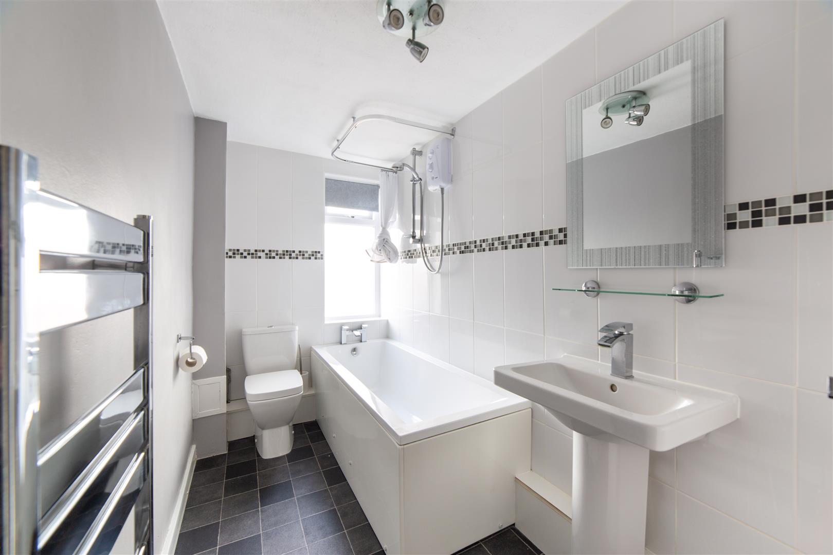 2 bed apartment for sale in Washington Terrace, North Shields 5