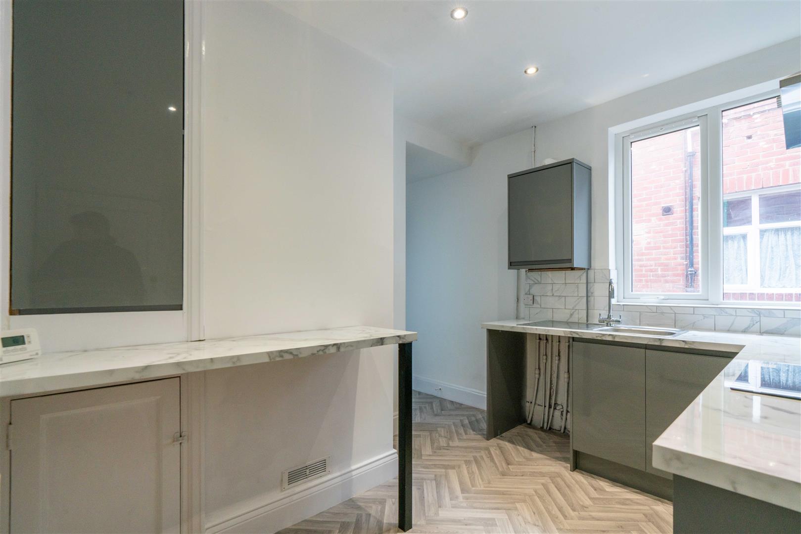 2 bed flat to rent in Wych Elm Crescent, High Heaton  - Property Image 15