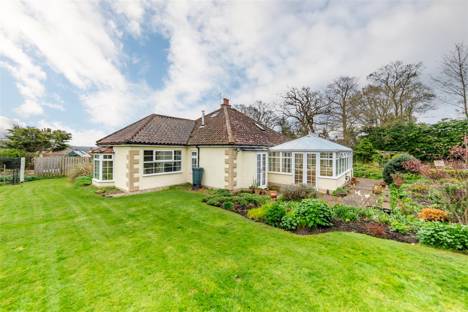 4 bed detached bungalow for sale in Leazes Lane, Hexham, NE46