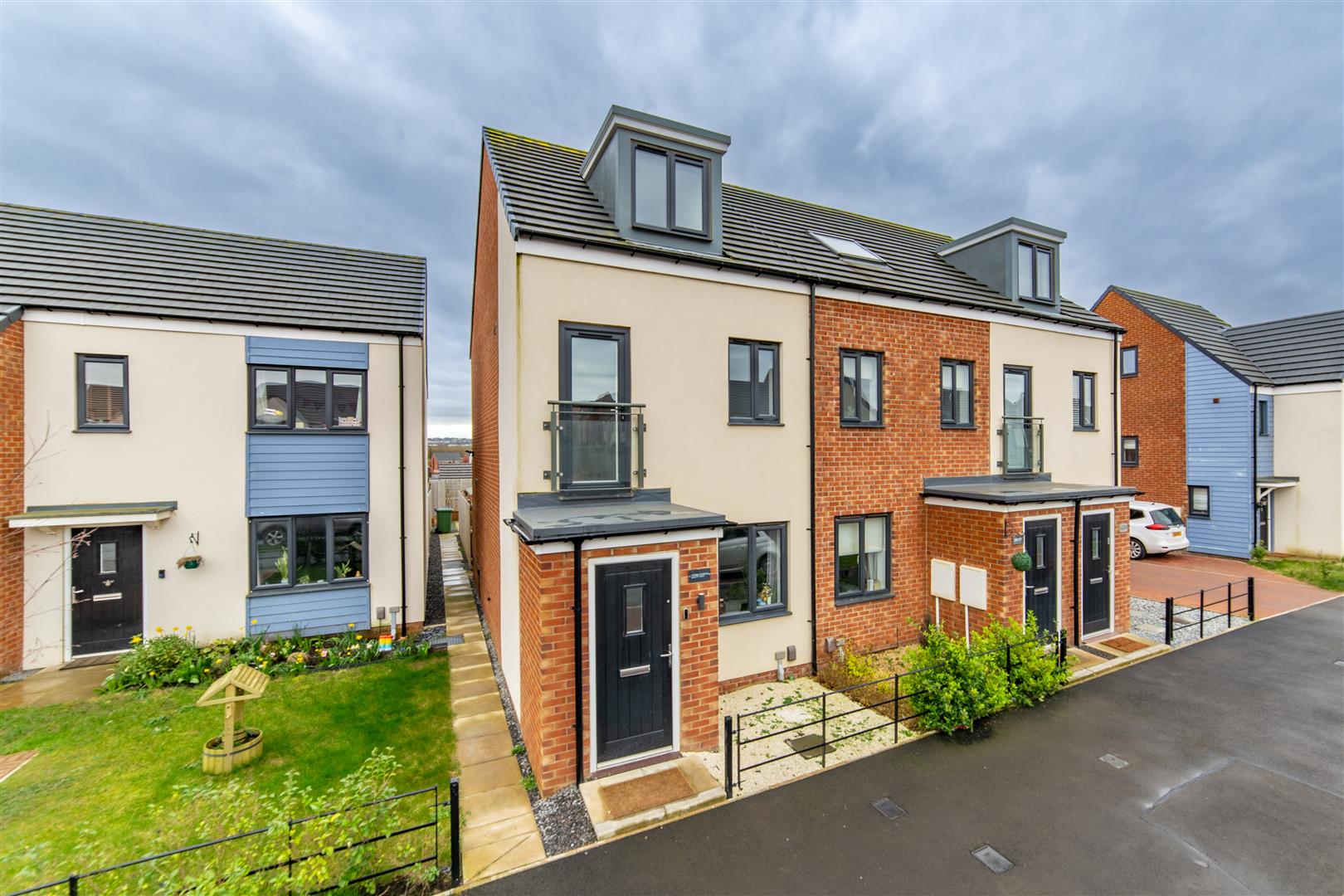 3 bed end of terrace house for sale in Roseden Way, Newcastle Upon Tyne, NE13