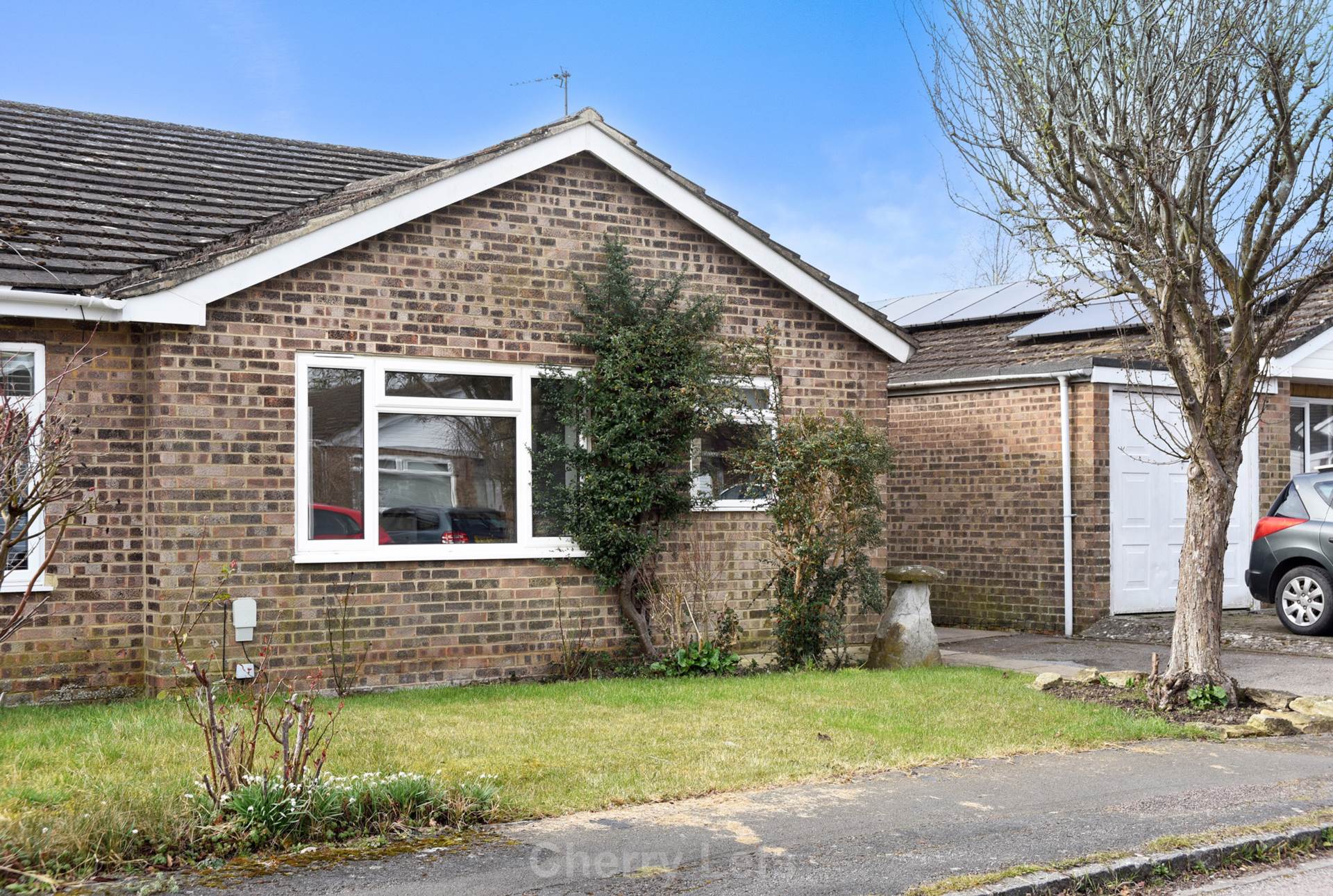 3 bed semi-detached house to rent in Blenheim Drive, Bicester  - Property Image 13