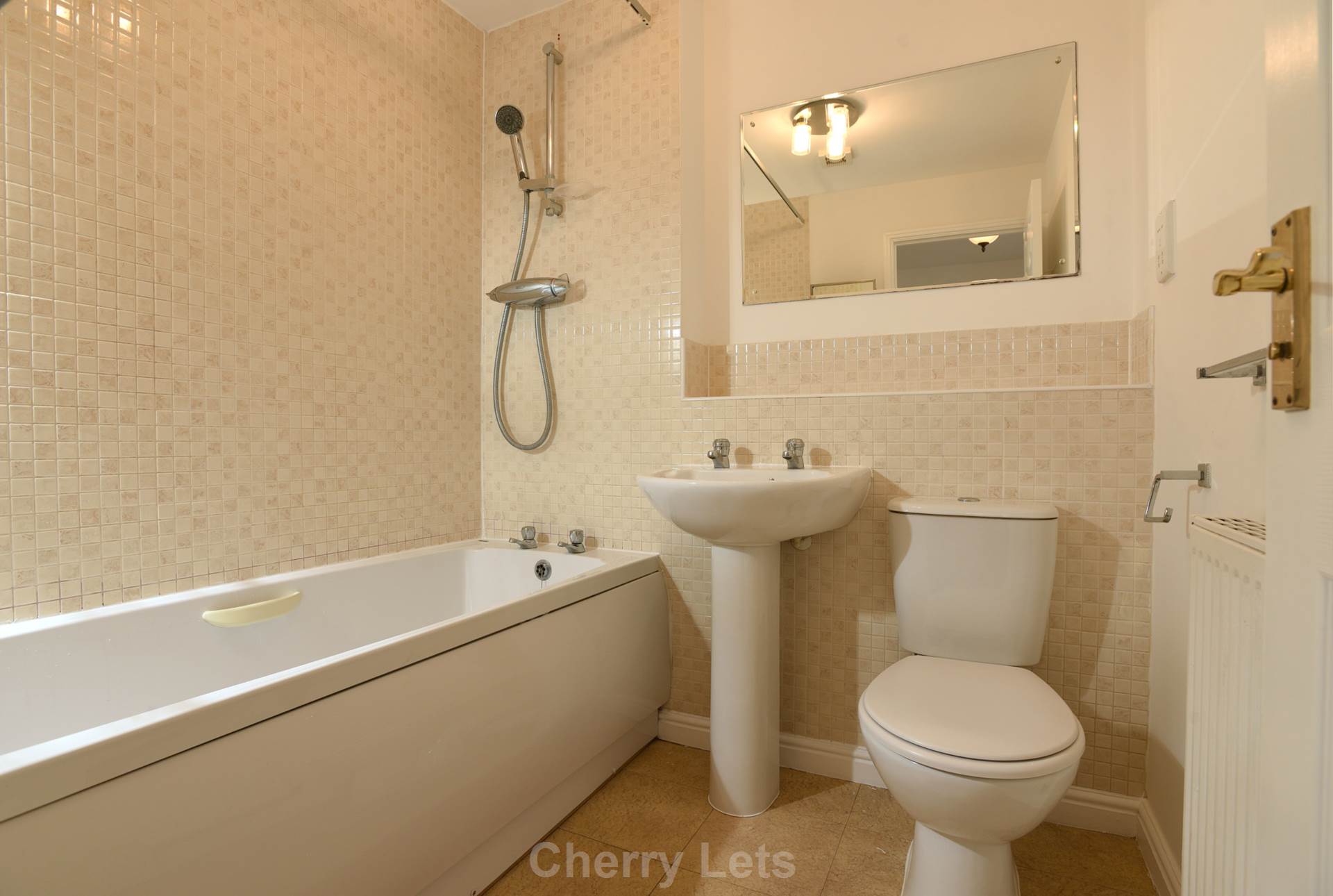 2 bed terraced house to rent in Winter Gardens Way, Banbury, OX16 7