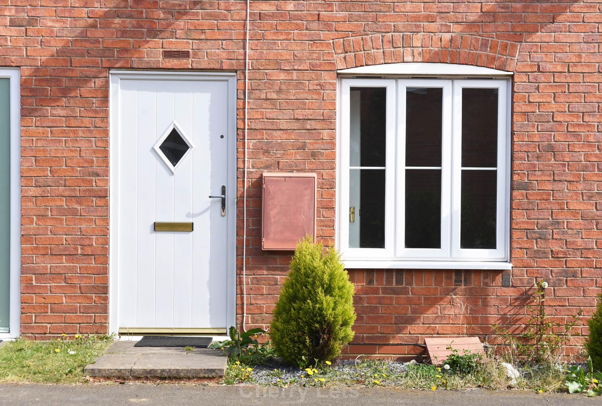2 bed terraced house to rent in Winter Gardens Way, Banbury, OX16 9