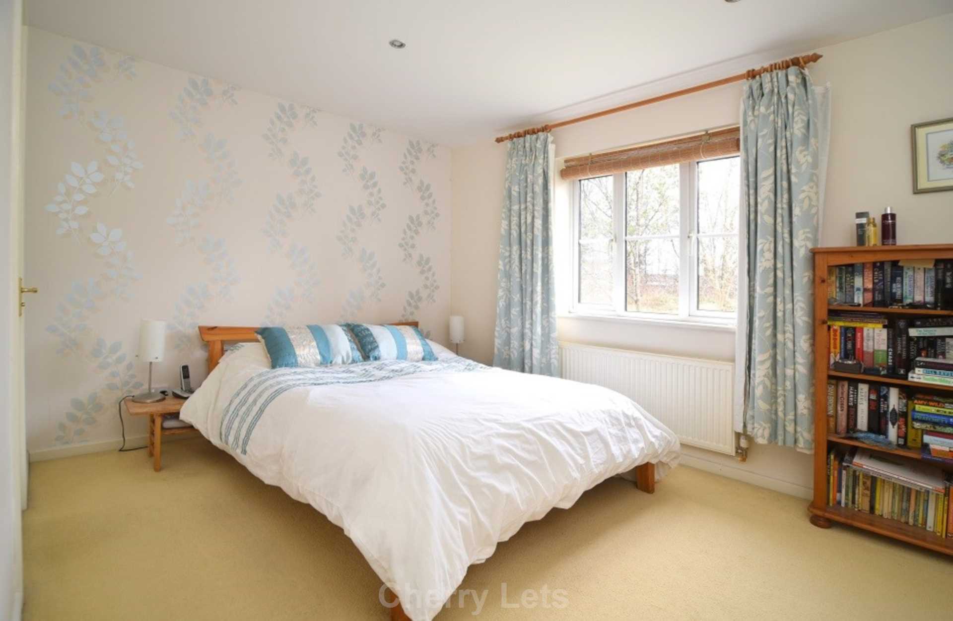 3 bed semi-detached house to rent in Stroud Close, Banbury  - Property Image 6