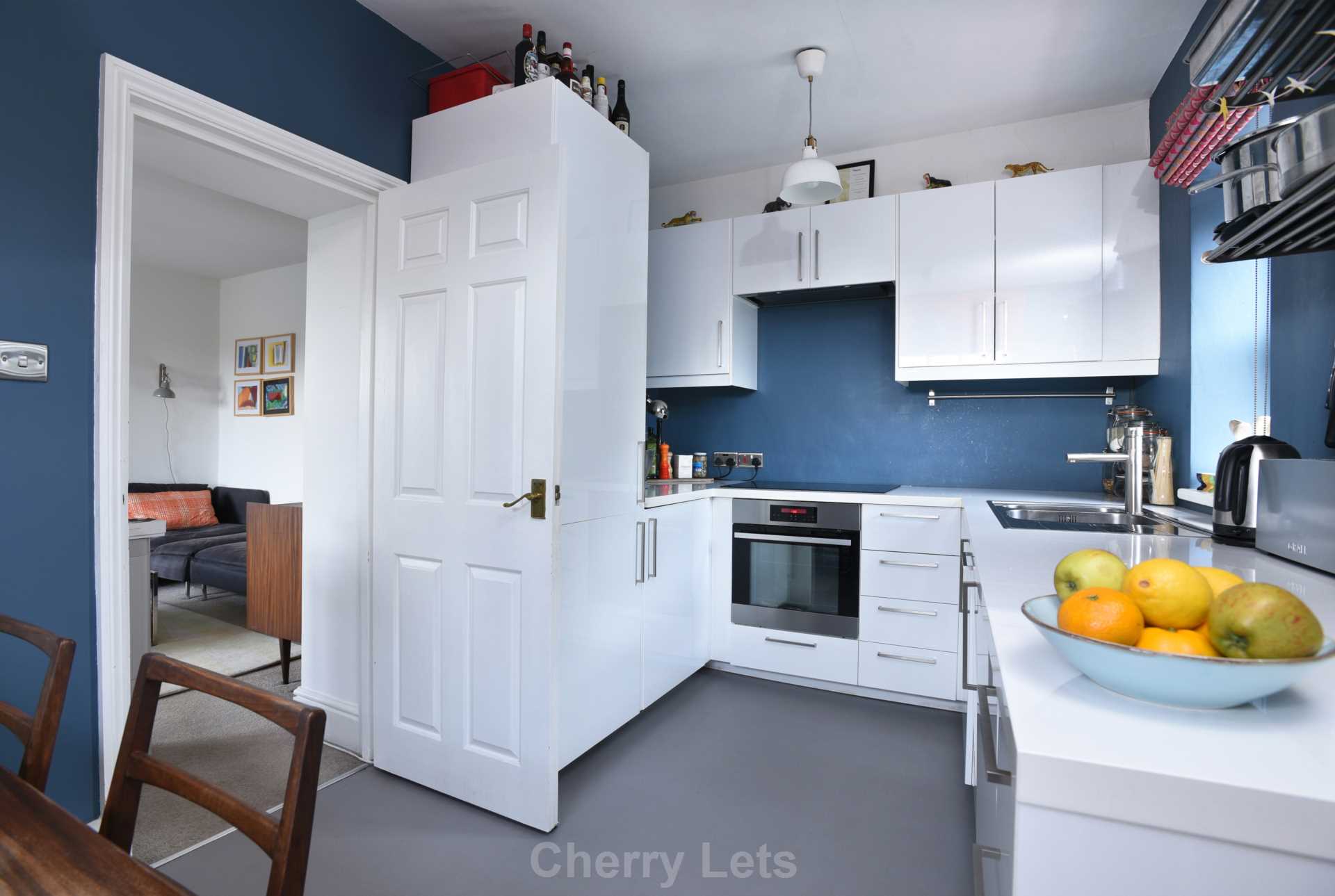 3 bed flat to rent in Bull Ring, Banbury  - Property Image 3