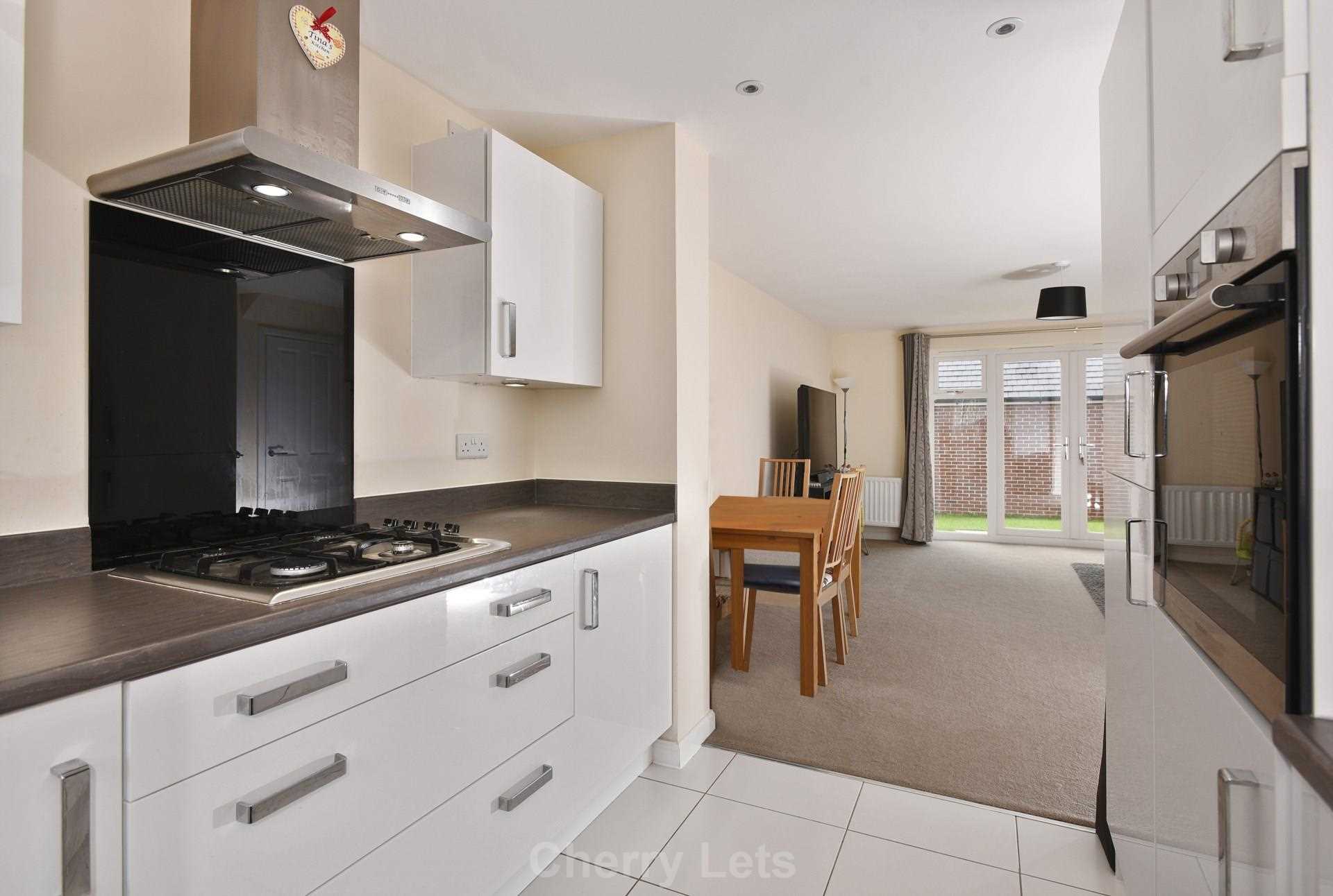 3 bed semi-detached house to rent in Swift Drive, Banbury  - Property Image 2