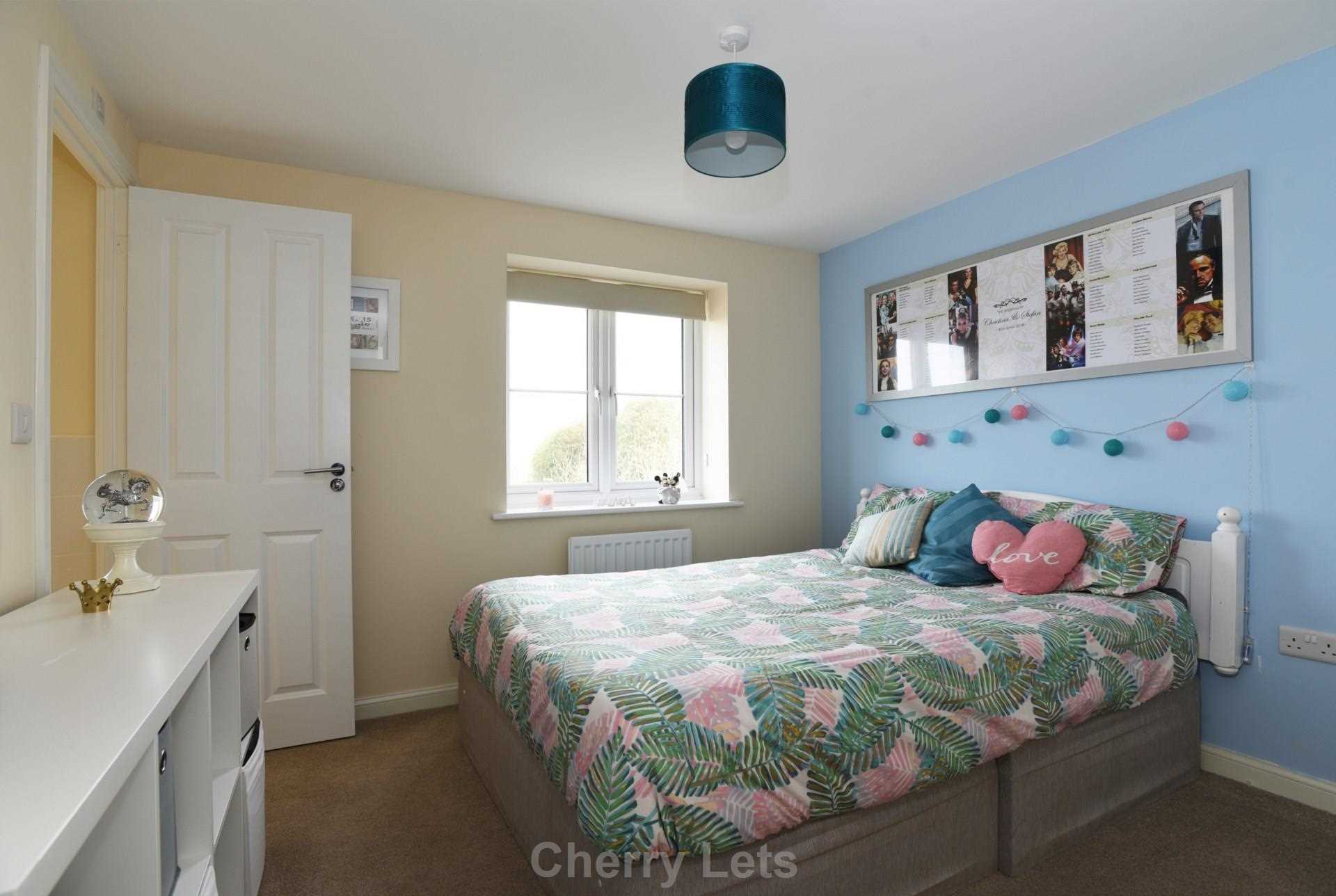 3 bed semi-detached house to rent in Swift Drive, Banbury  - Property Image 5