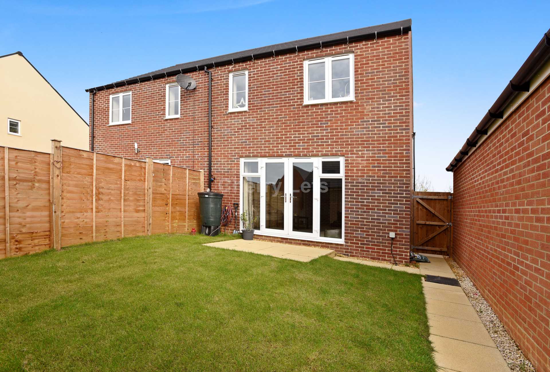 3 bed semi-detached house to rent in Swift Drive, Banbury  - Property Image 9