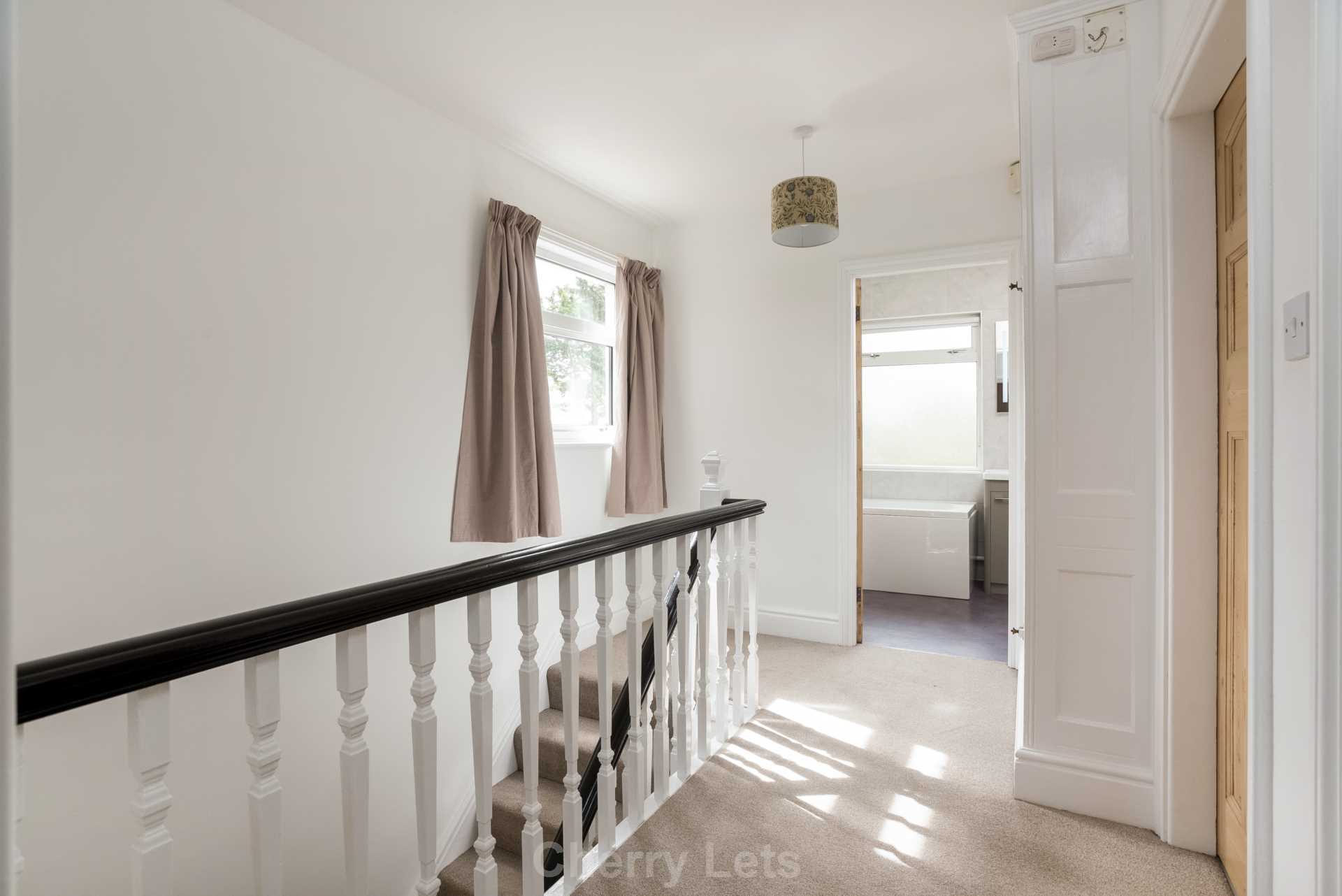 3 bed semi-detached house to rent in Oxford Road, Banbury  - Property Image 8