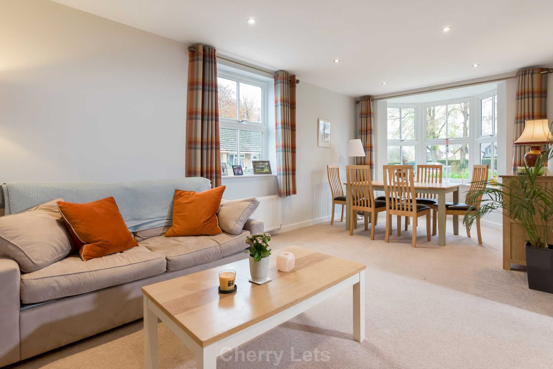 2 bed flat to rent in Astrop Grange, Banbury  - Property Image 2