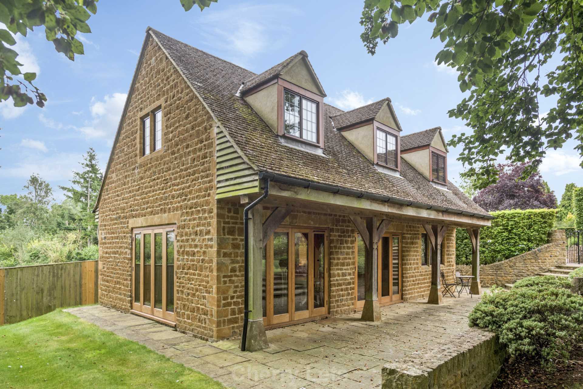 1 bed detached house to rent in The Annexe, Staddlestones,, Horn Hill, Barford St Michael, Banbury - Property Image 1