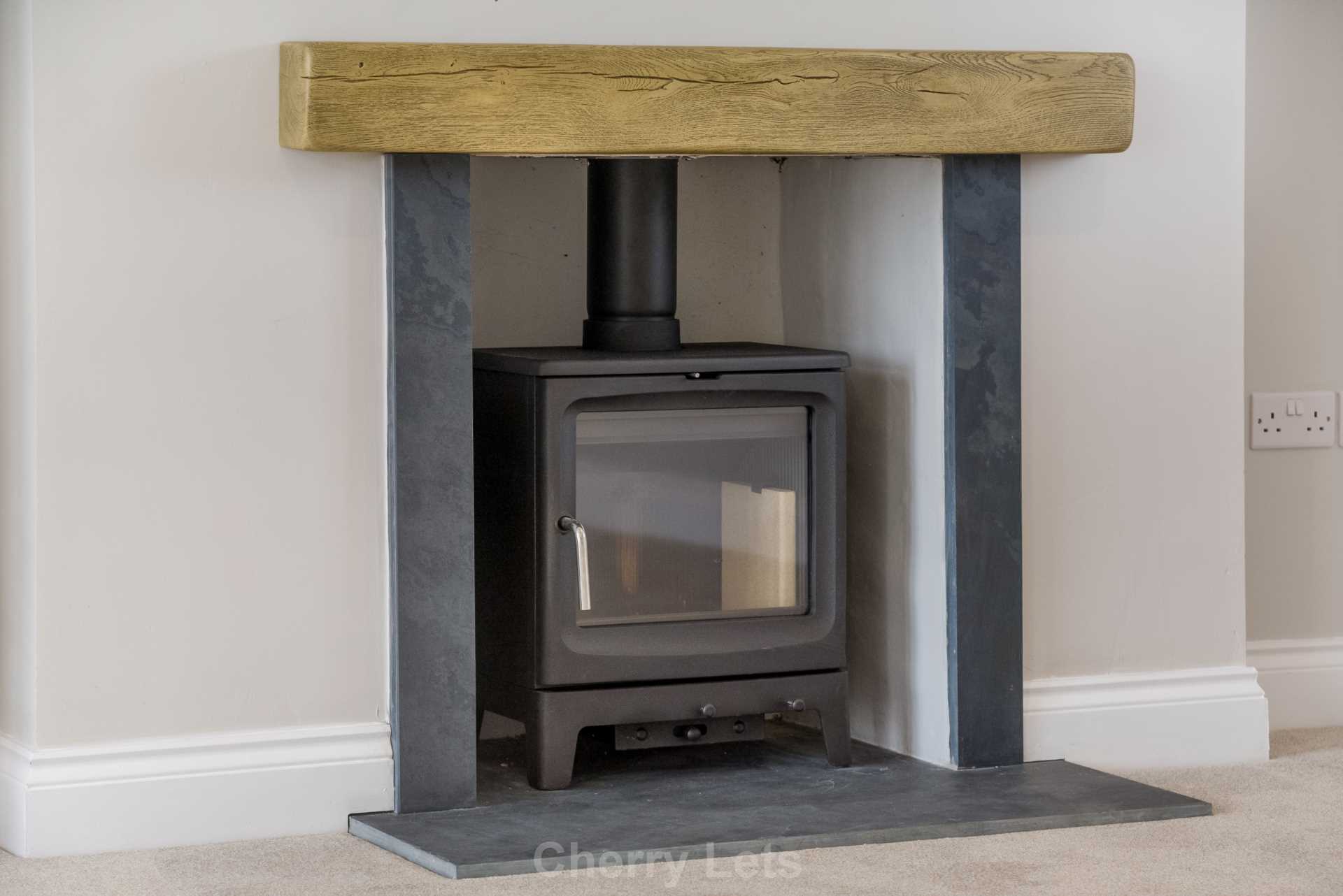 4 bed detached house to rent in Radstone, NN13 9