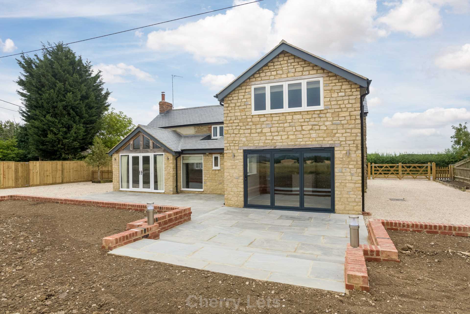 4 bed detached house to rent in Radstone, Brackley  - Property Image 16