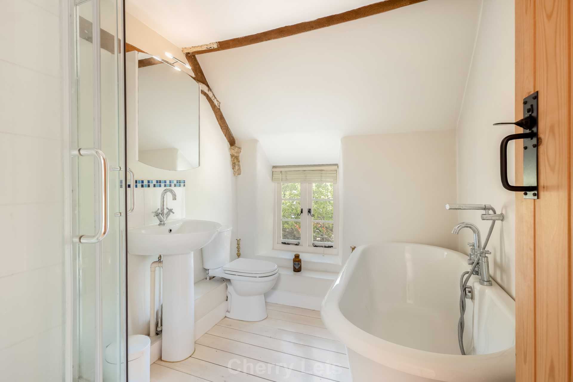 2 bed detached house to rent in North Side, Bicester  - Property Image 6