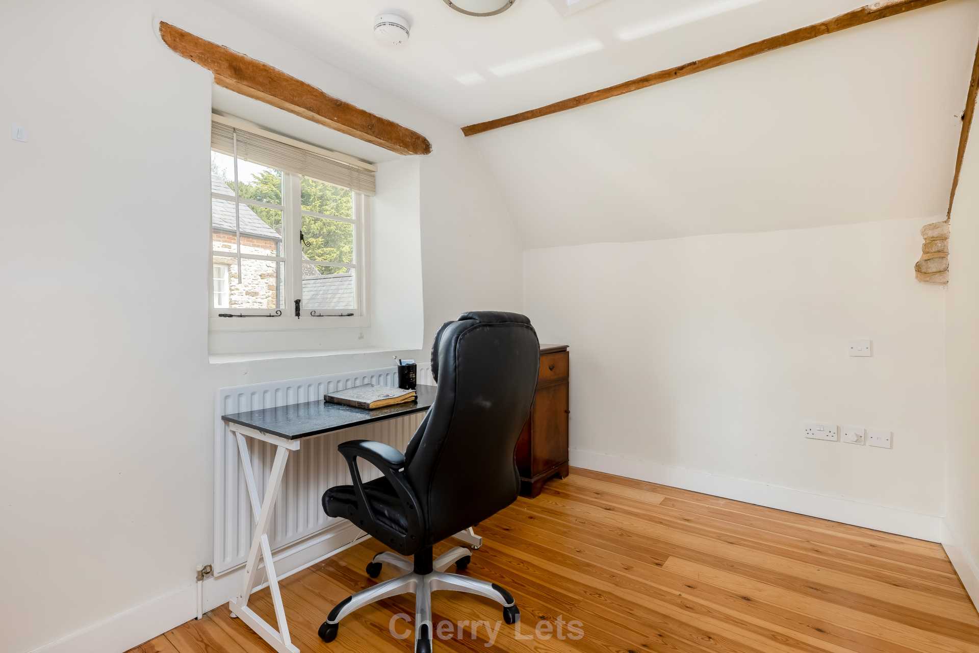 2 bed detached house to rent in North Side, Bicester  - Property Image 8