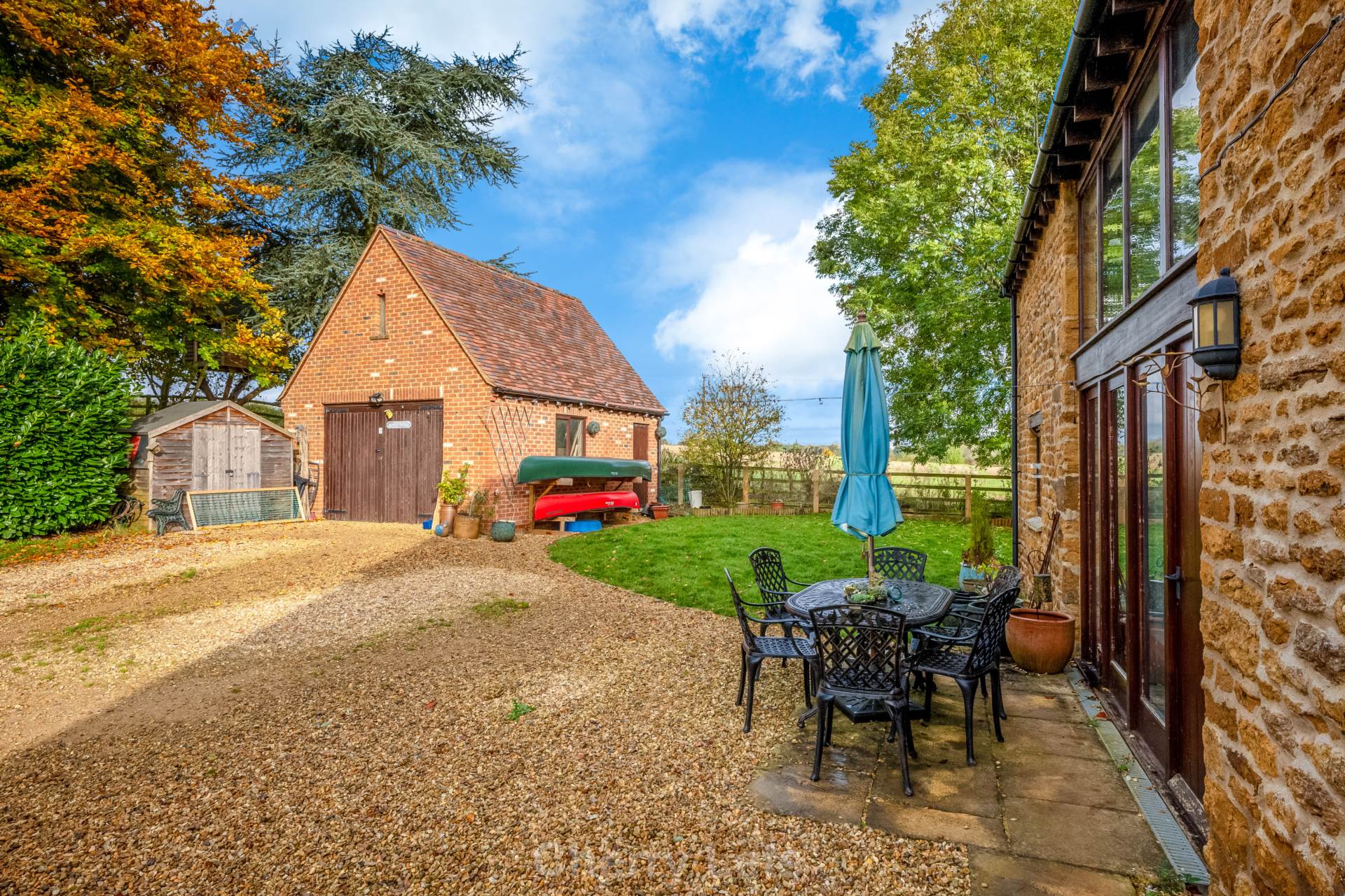 3 bed detached house to rent in Creampot Lane, Banbury  - Property Image 4