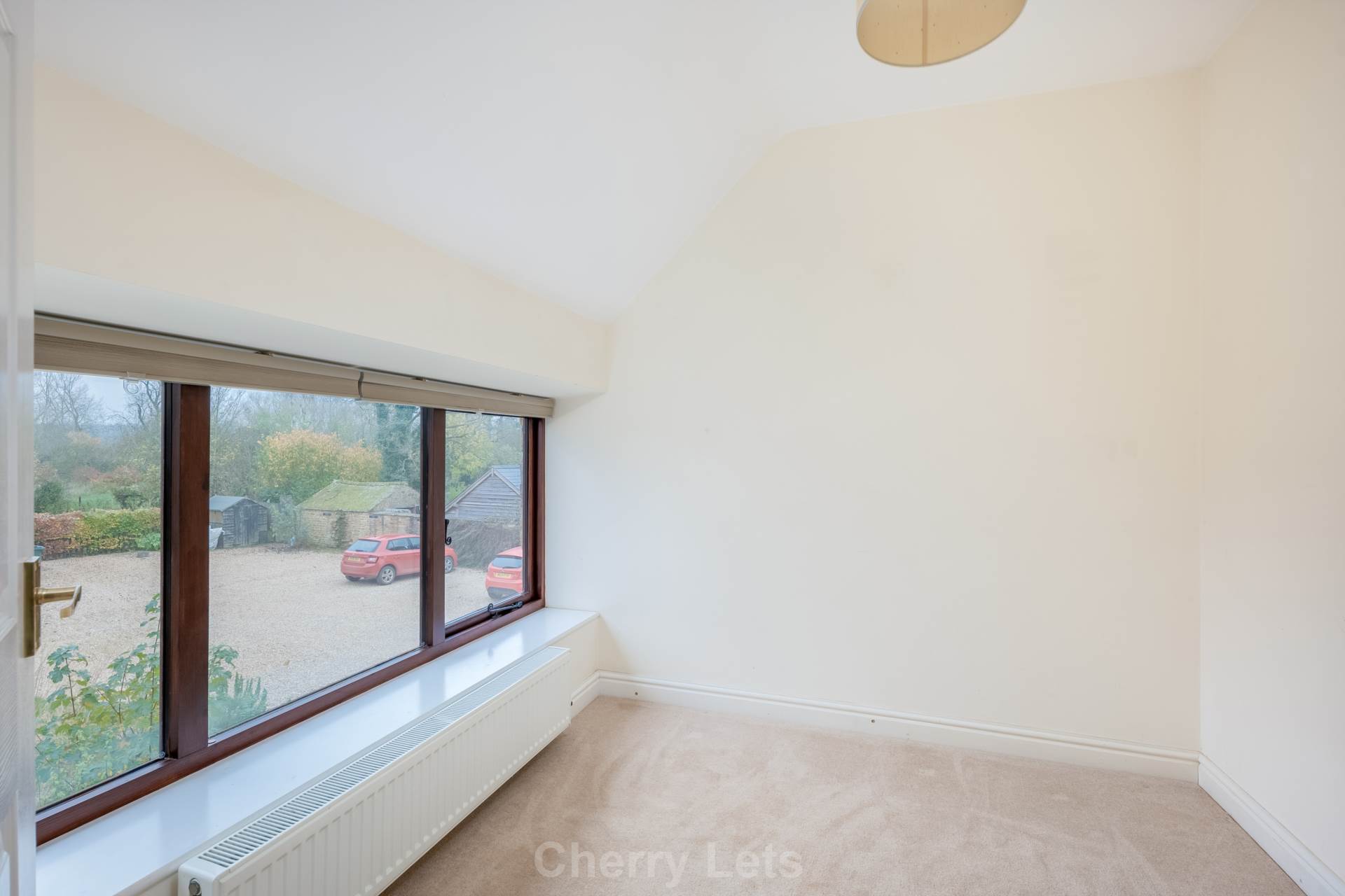 3 bed detached house to rent in Creampot Lane, Banbury  - Property Image 14