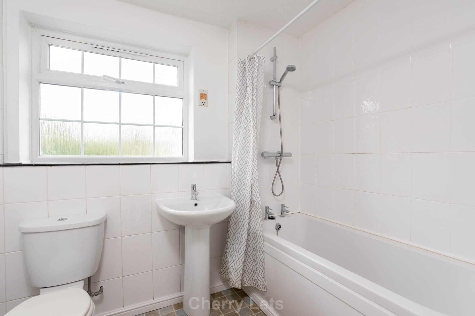 3 bed detached house to rent in Hereford Way, Banbury  - Property Image 12