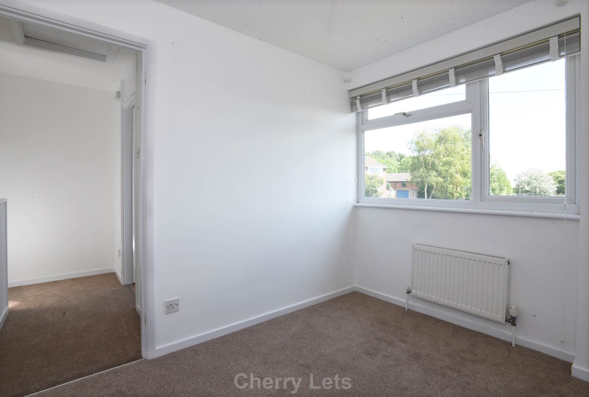 2 bed terraced house to rent in Nuffield Drive, Banbury  - Property Image 6