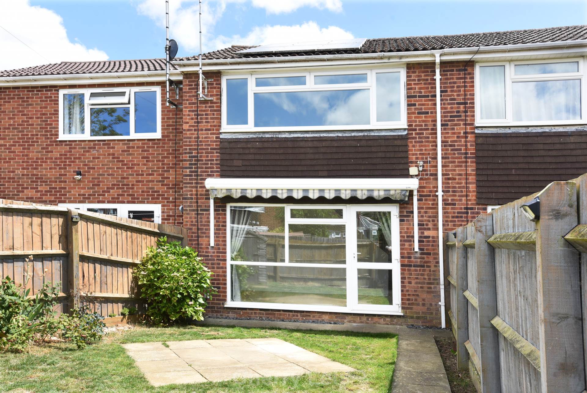 2 bed terraced house to rent in Nuffield Drive, Banbury  - Property Image 9