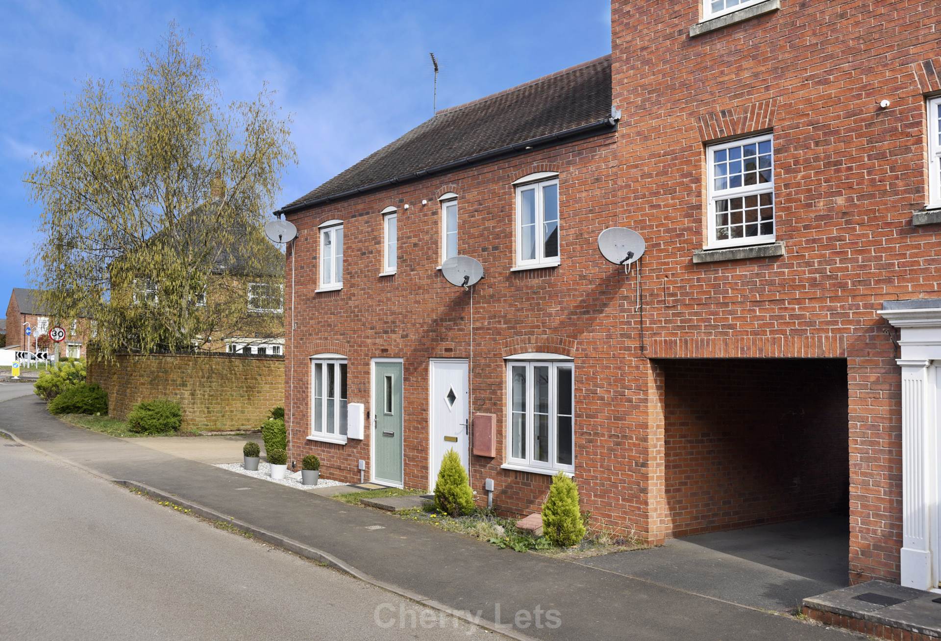 2 bed terraced house to rent in Winter Gardens Way, Banbury  - Property Image 13
