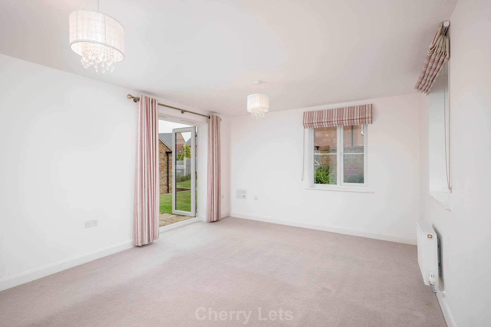 4 bed detached house to rent in The Robins, Banbury  - Property Image 4