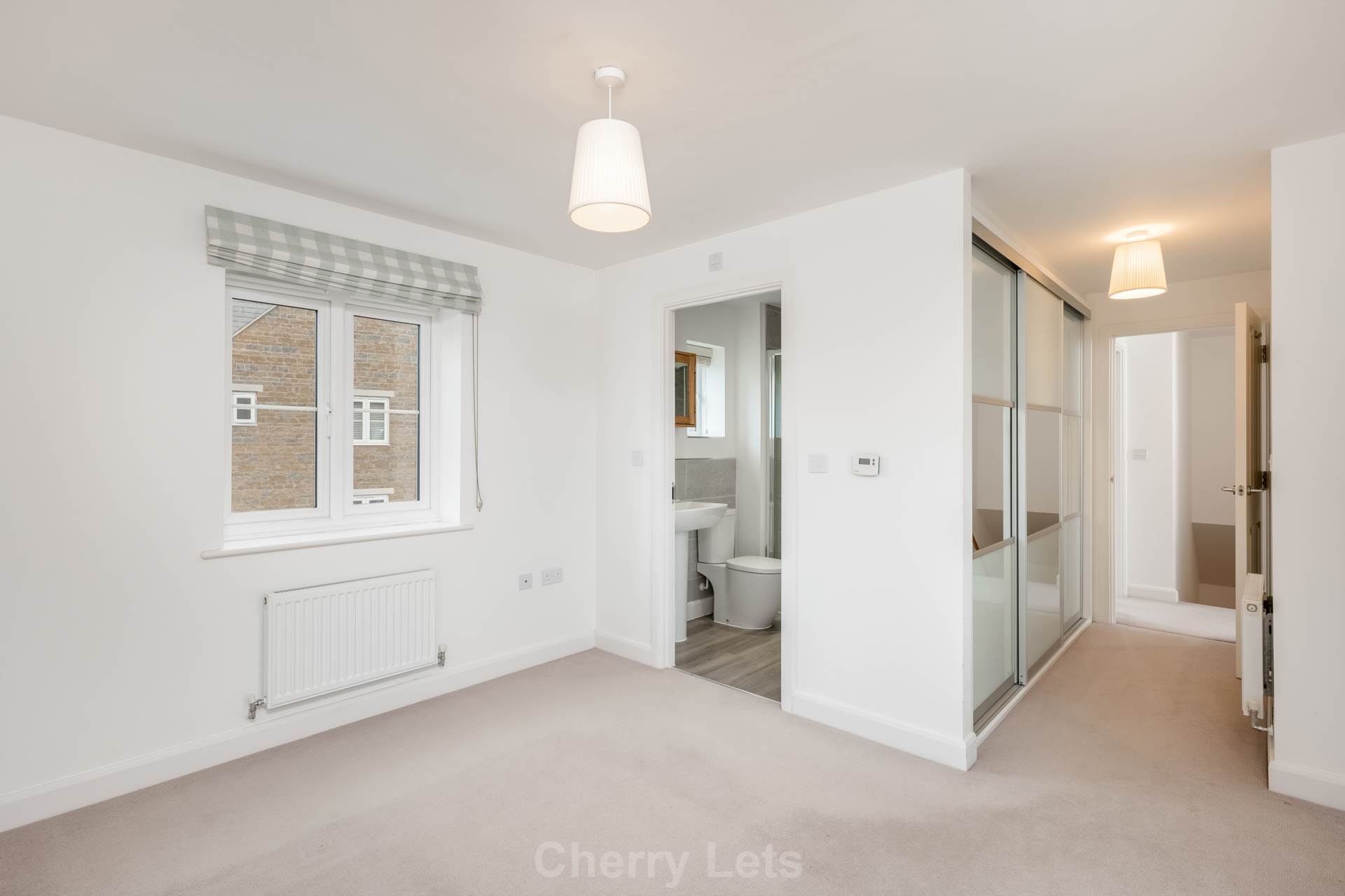 4 bed detached house to rent in The Robins, Banbury  - Property Image 6