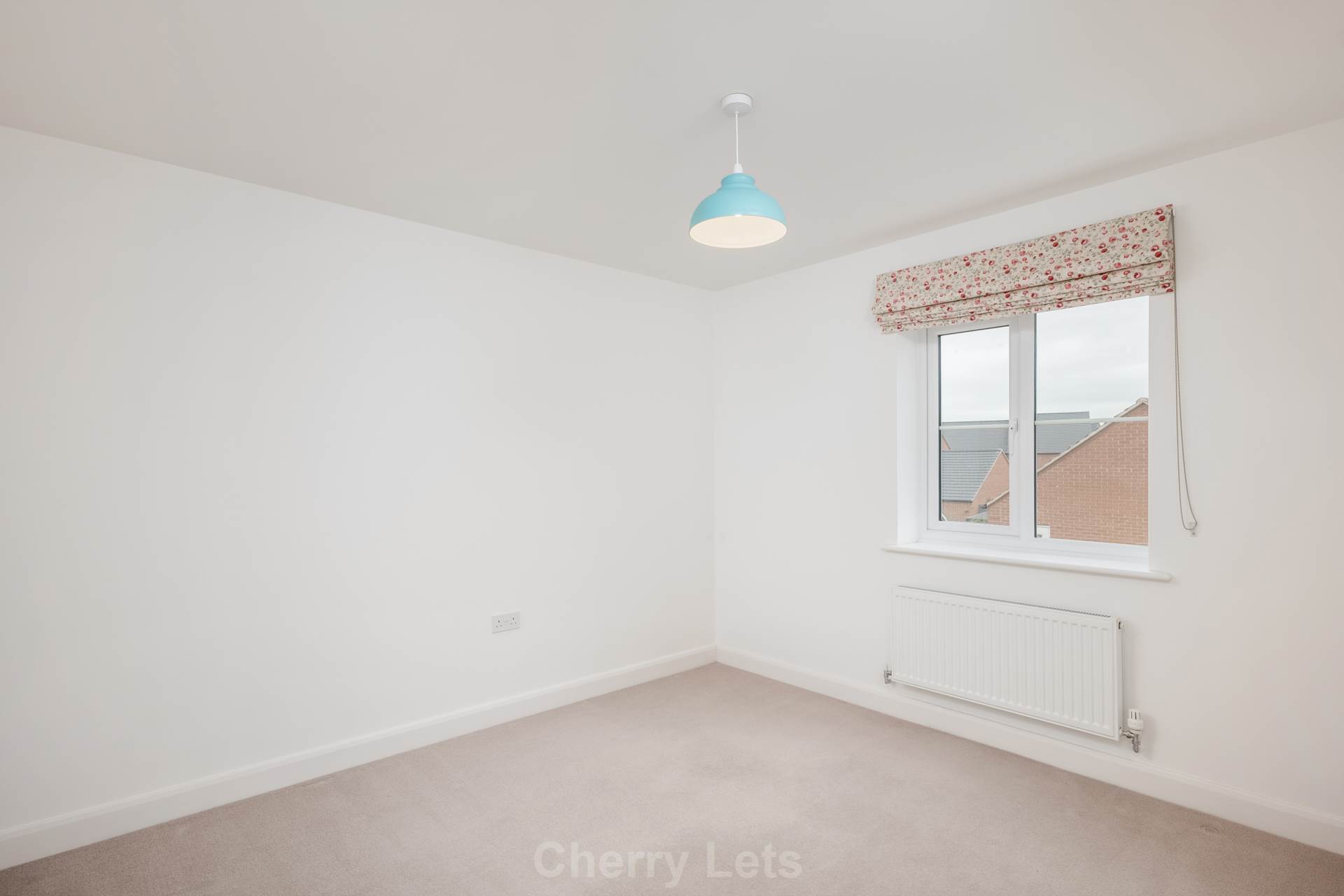 4 bed detached house to rent in The Robins, Banbury  - Property Image 9