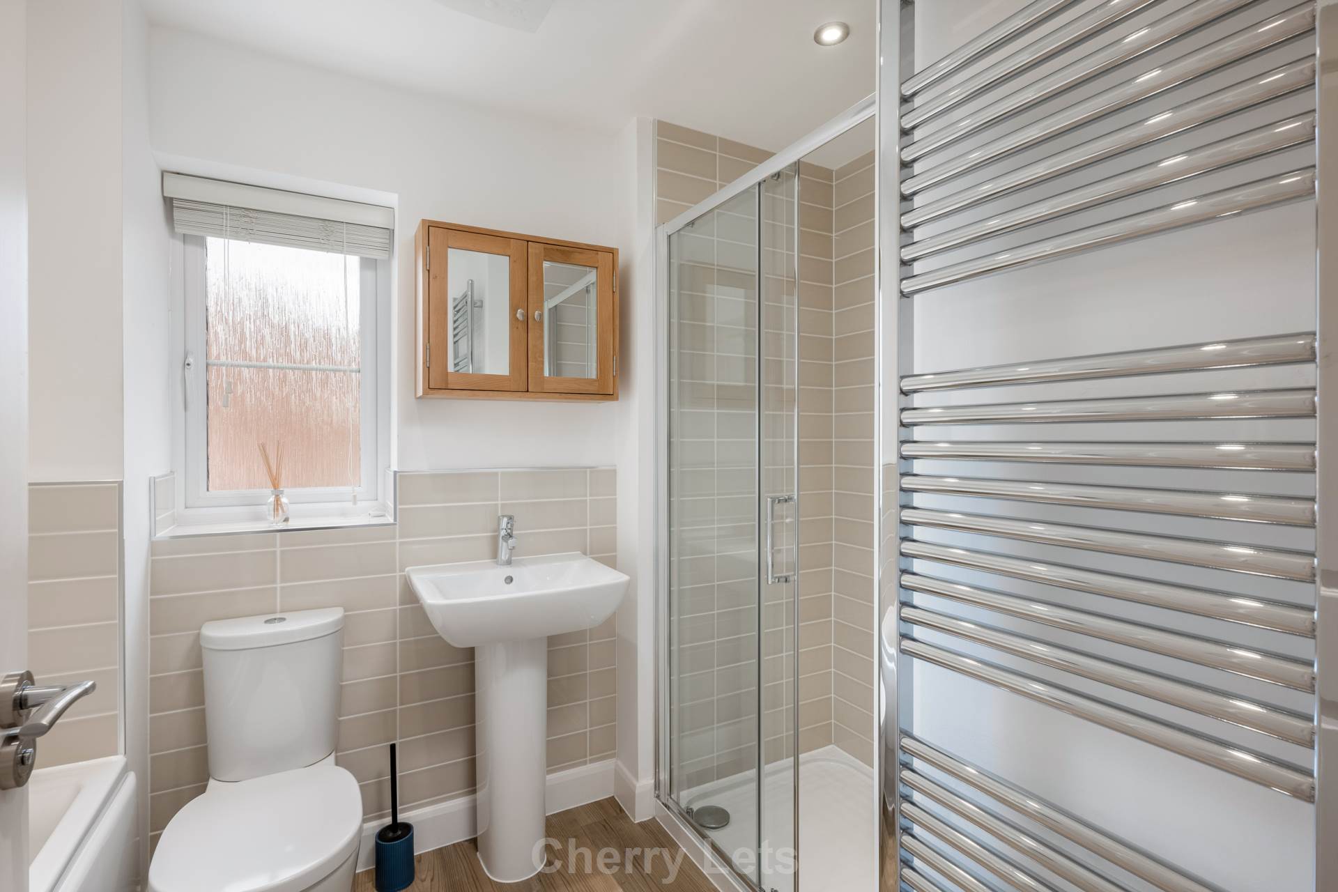 4 bed detached house to rent in The Robins, Banbury  - Property Image 10