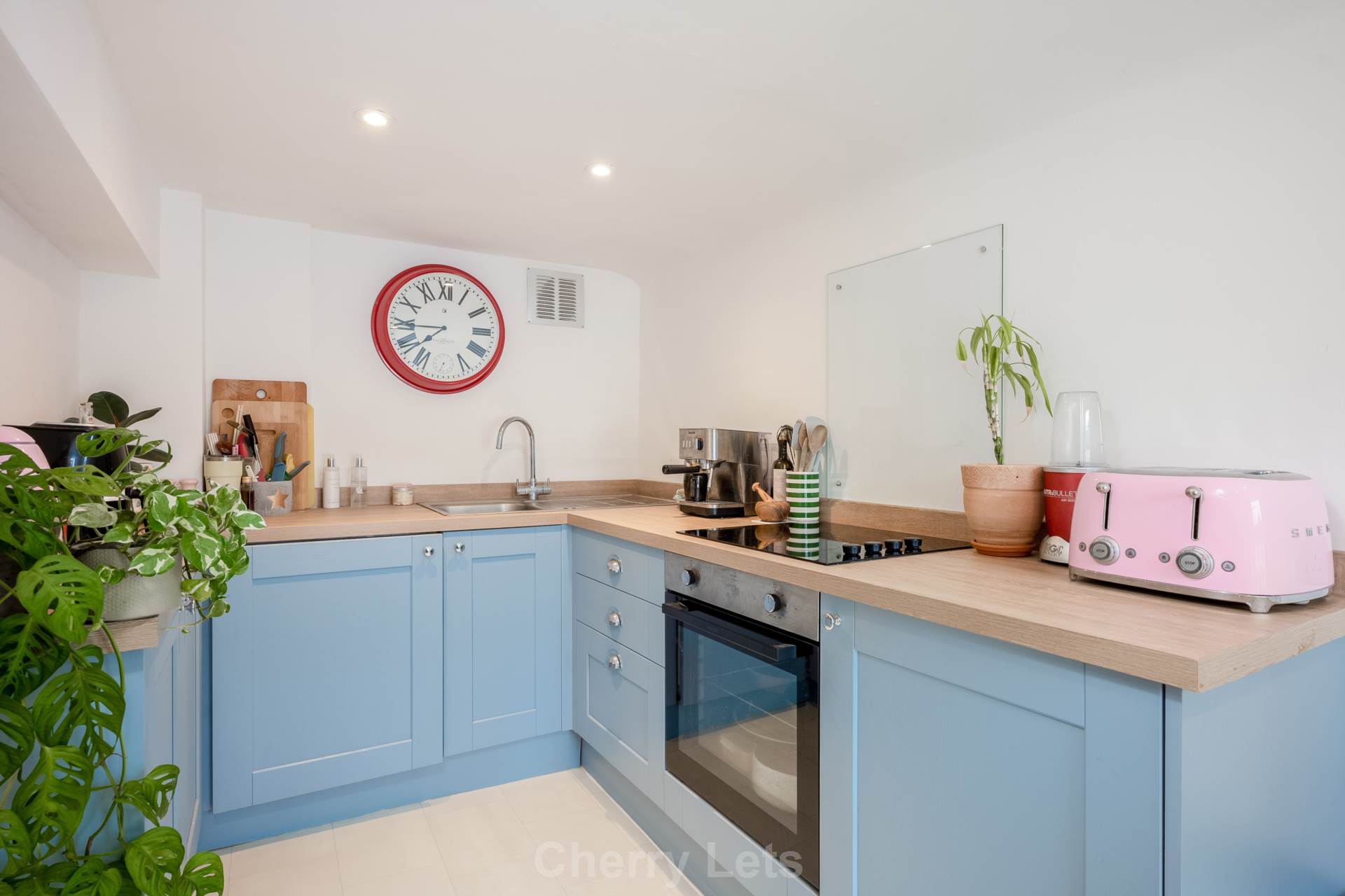 1 bed flat to rent in Market Place, Banbury  - Property Image 5