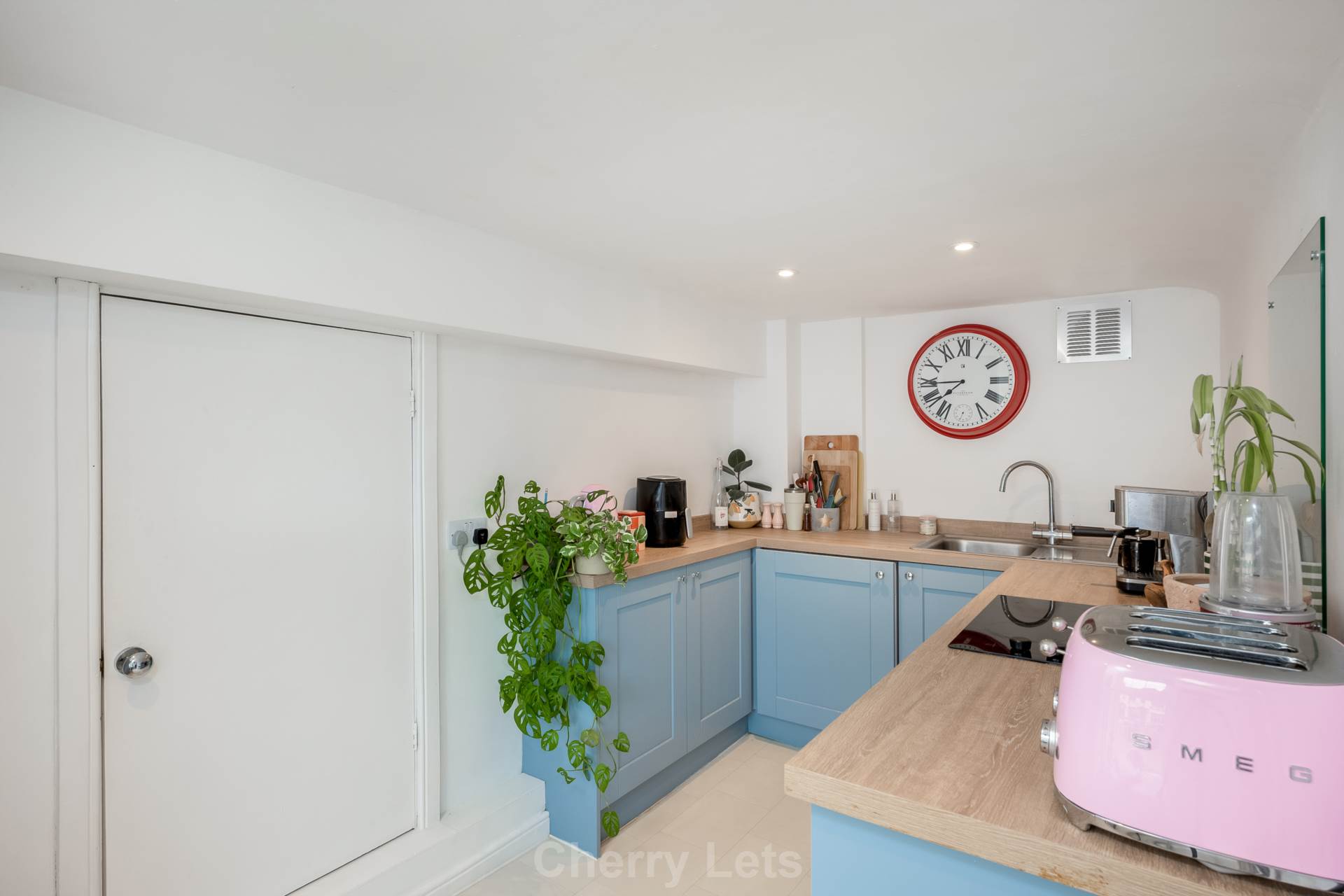 1 bed flat to rent in Market Place, Banbury  - Property Image 6