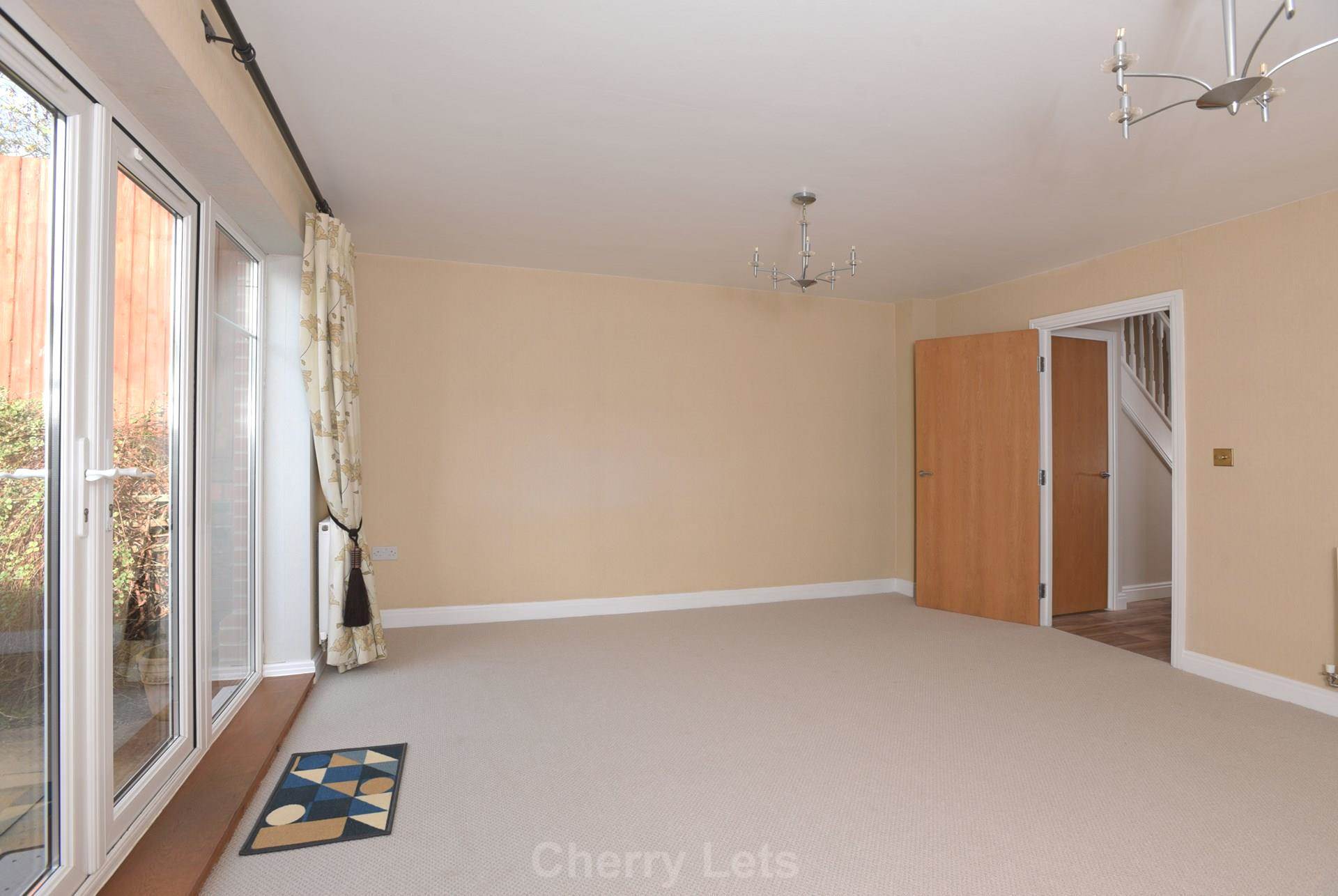 5 bed town house to rent in Saffron Close, Banbury, OX16  - Property Image 6
