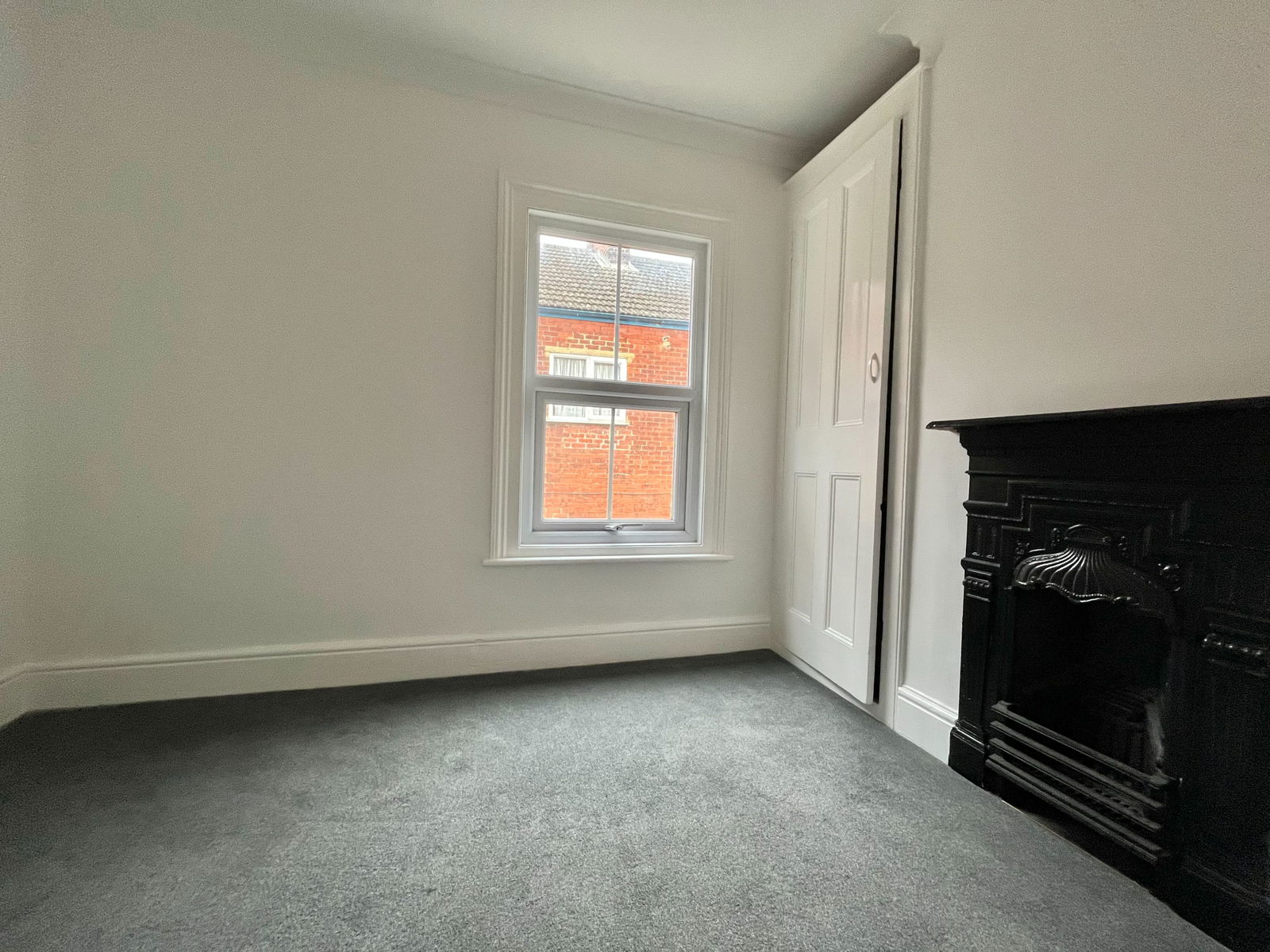 3 bed end of terrace house to rent in Park Road, Sittingbourne, ME10 1ES 12