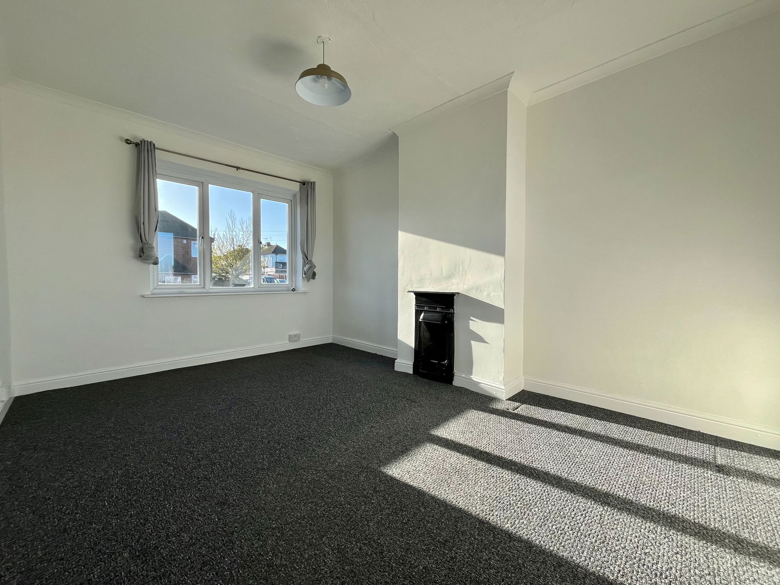 3 bed semi-detached house to rent in Cedar Road, Rochester, ME2 2JR  - Property Image 10