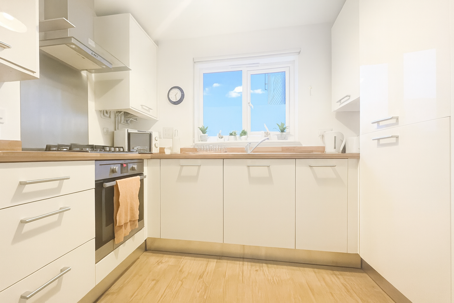 1 bed flat to rent in Vellum Drive, Sittingbourne, ME10 5AW 3