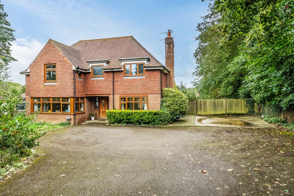 4 bed detached house to rent in Rickwood House Horsham Road,  Dorking, RH5 0