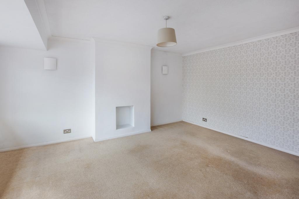 2 bed maisonette for sale in Yorke Gardens,  Reigate, RH2 3