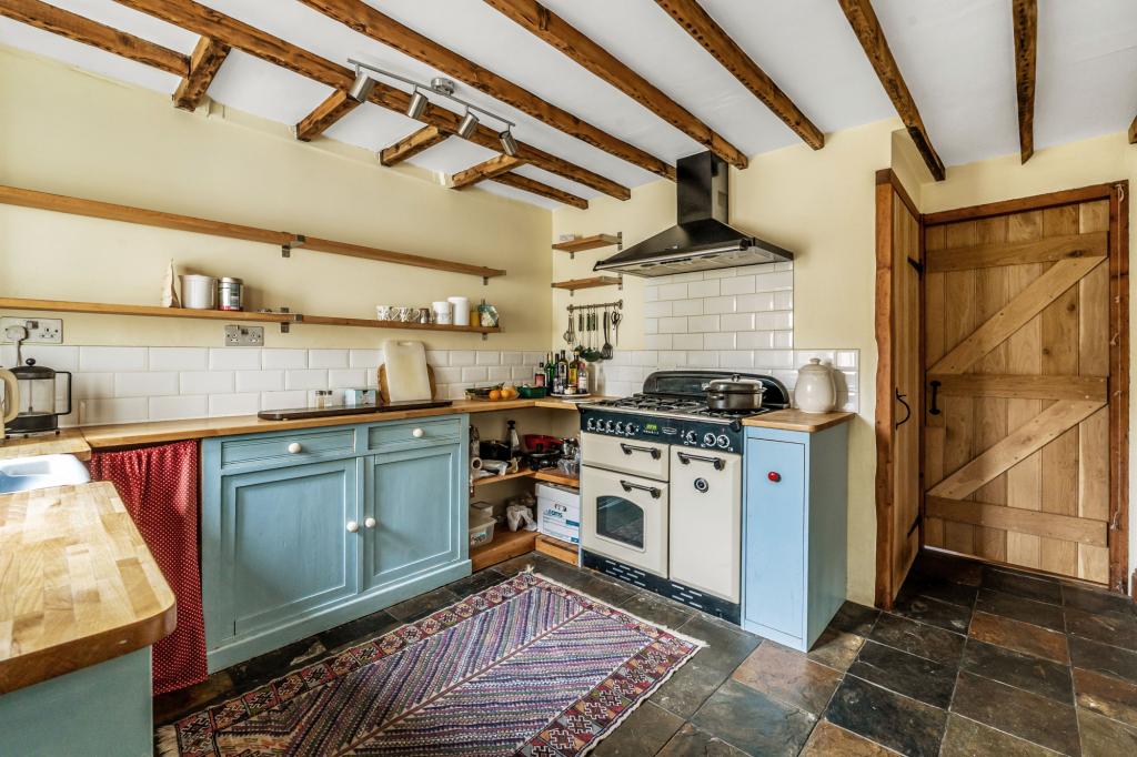 2 bed terraced house for sale in Redlands Cottages,  Dorking, RH5  - Property Image 4