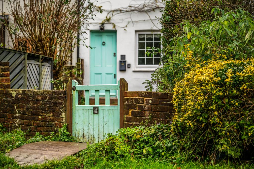 2 bed terraced house for sale in Redlands Cottages,  Dorking, RH5 12